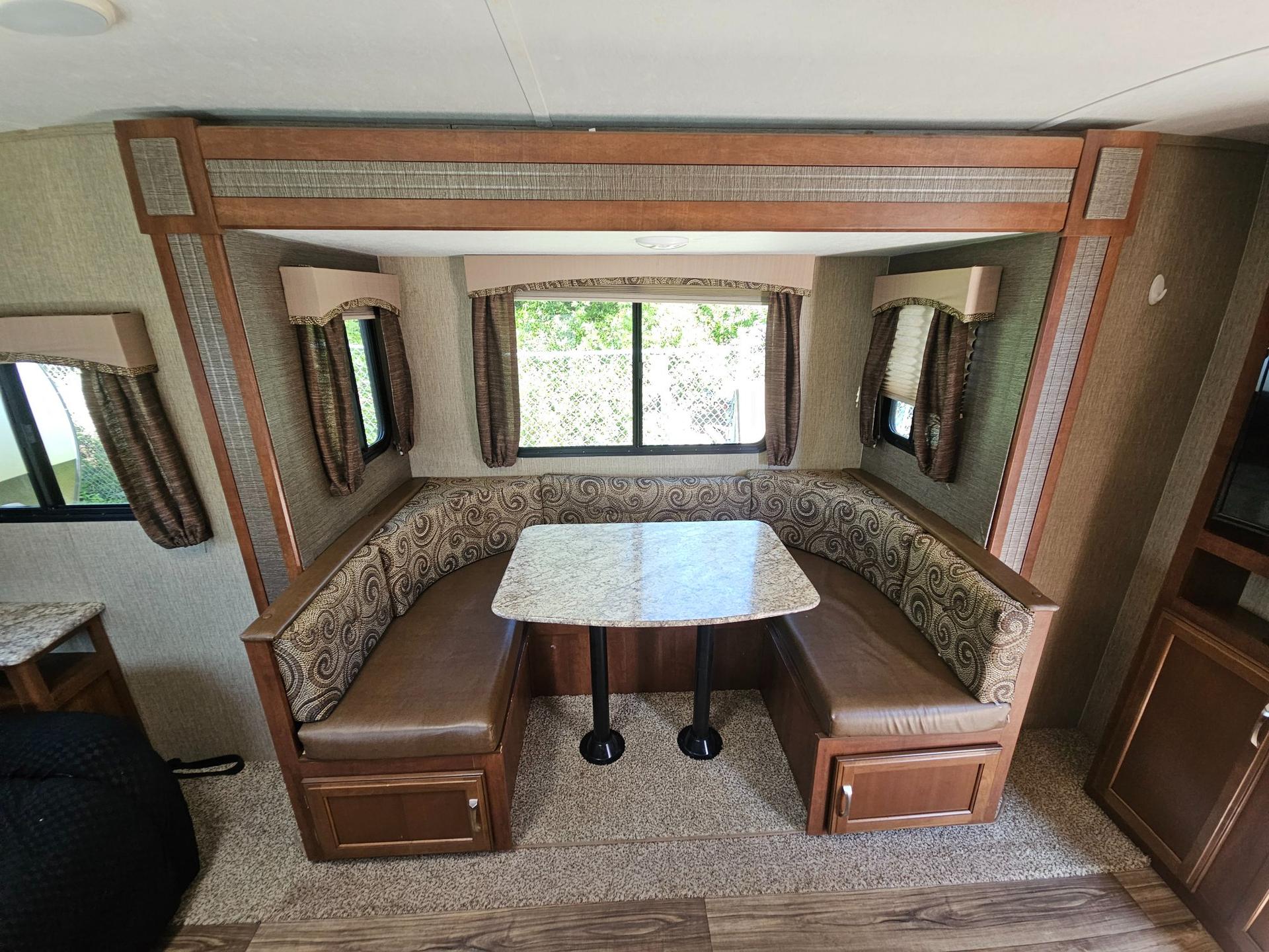 2018 Keystone RV 2018 Keystone RV Passport Ultra-Lite Grand Touring - thumbnail 6