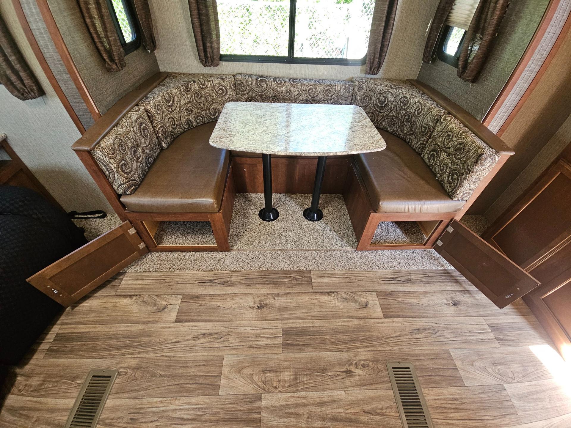 2018 Keystone RV 2018 Keystone RV Passport Ultra-Lite Grand Touring - thumbnail 8