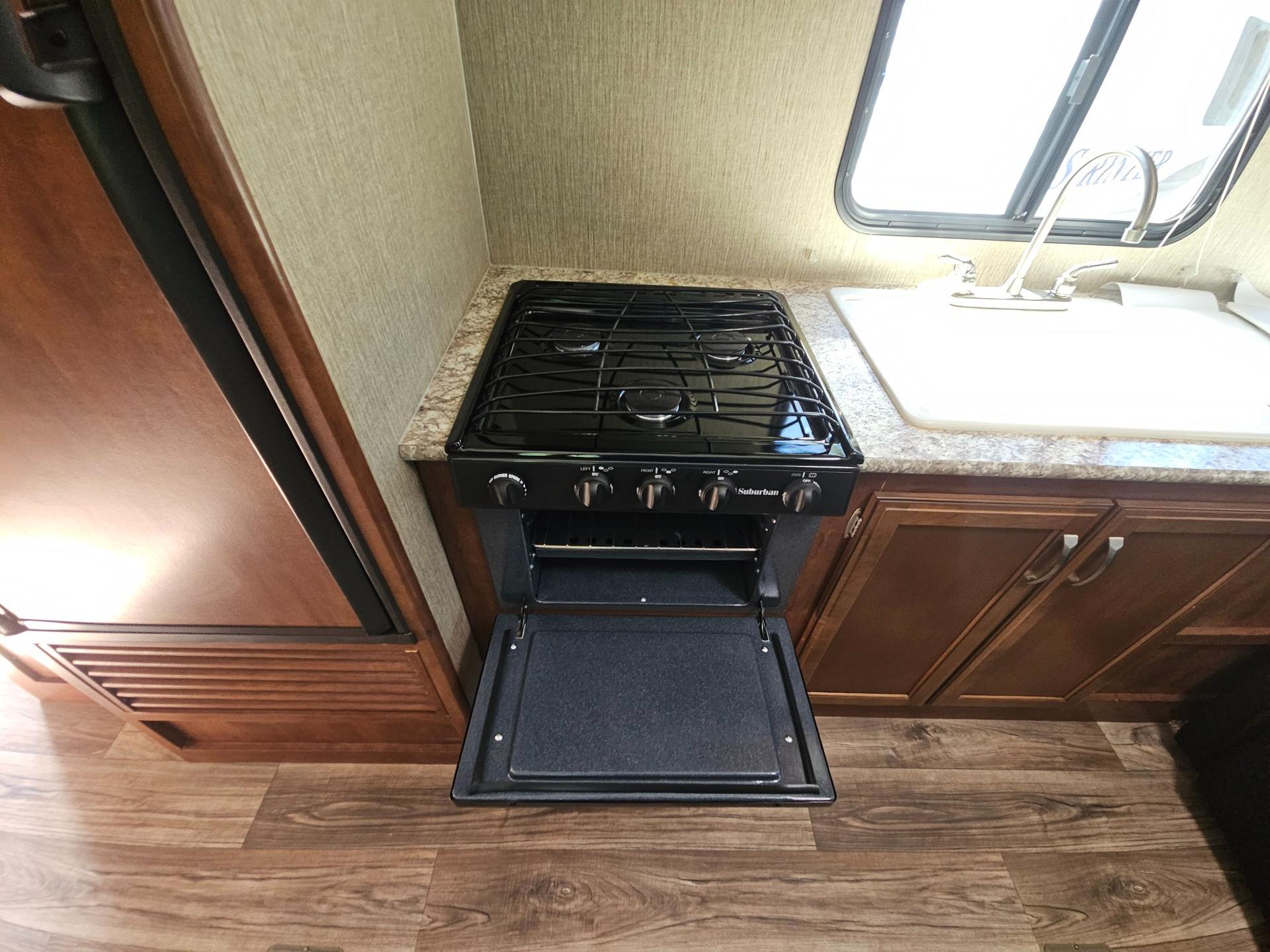 2018 Keystone RV 2018 Keystone RV Passport Ultra-Lite Grand Touring - thumbnail 15