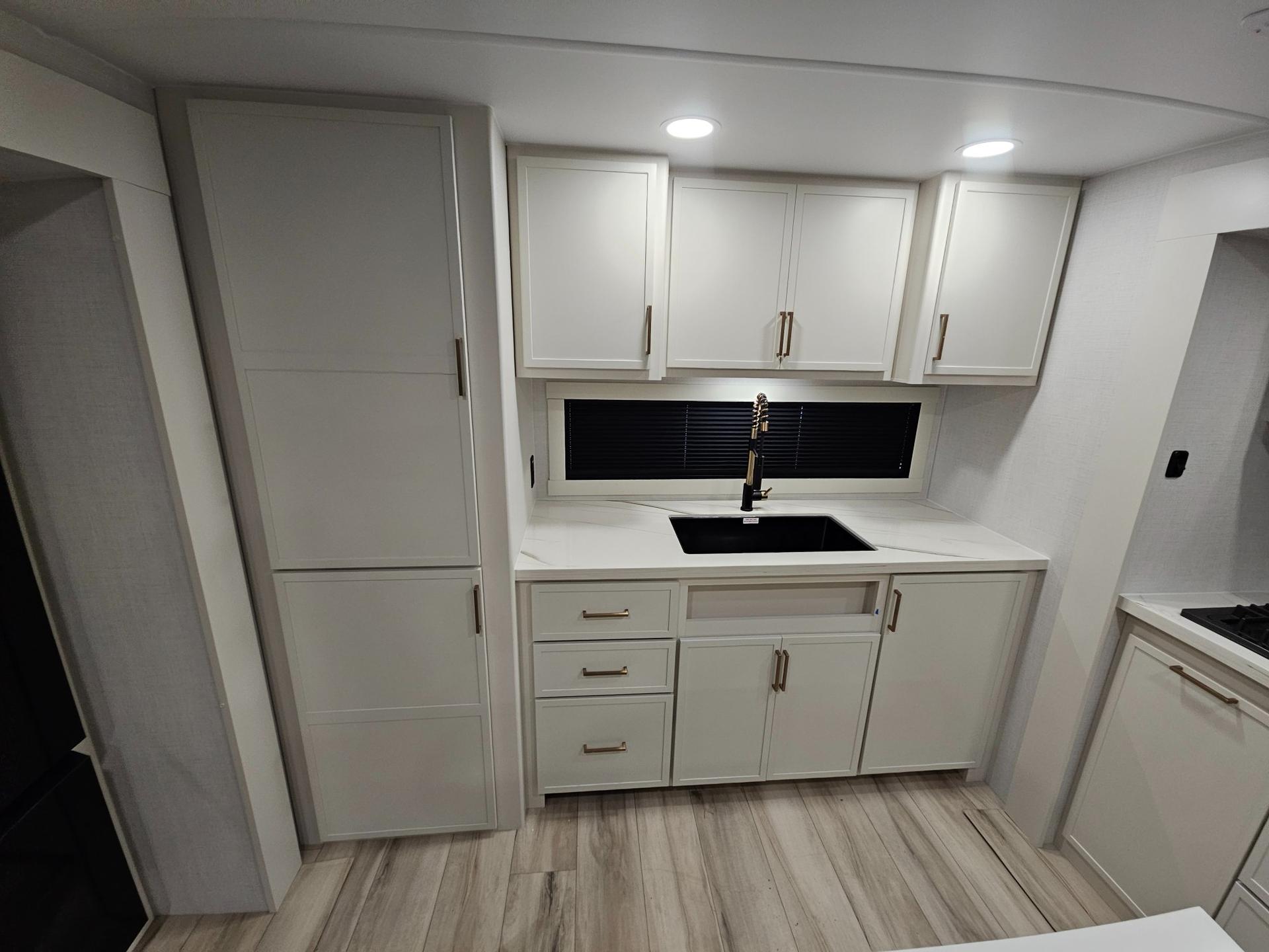 2026 Brinkley RV 2026 Brinkley RV Model I - thumbnail 11