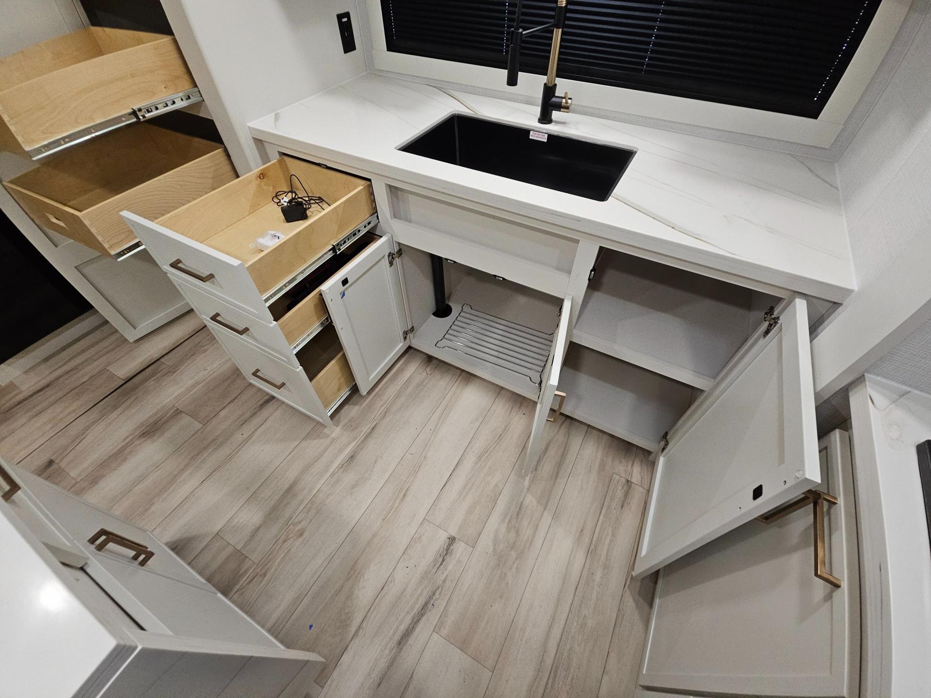 2026 Brinkley RV 2026 Brinkley RV Model I - thumbnail 14