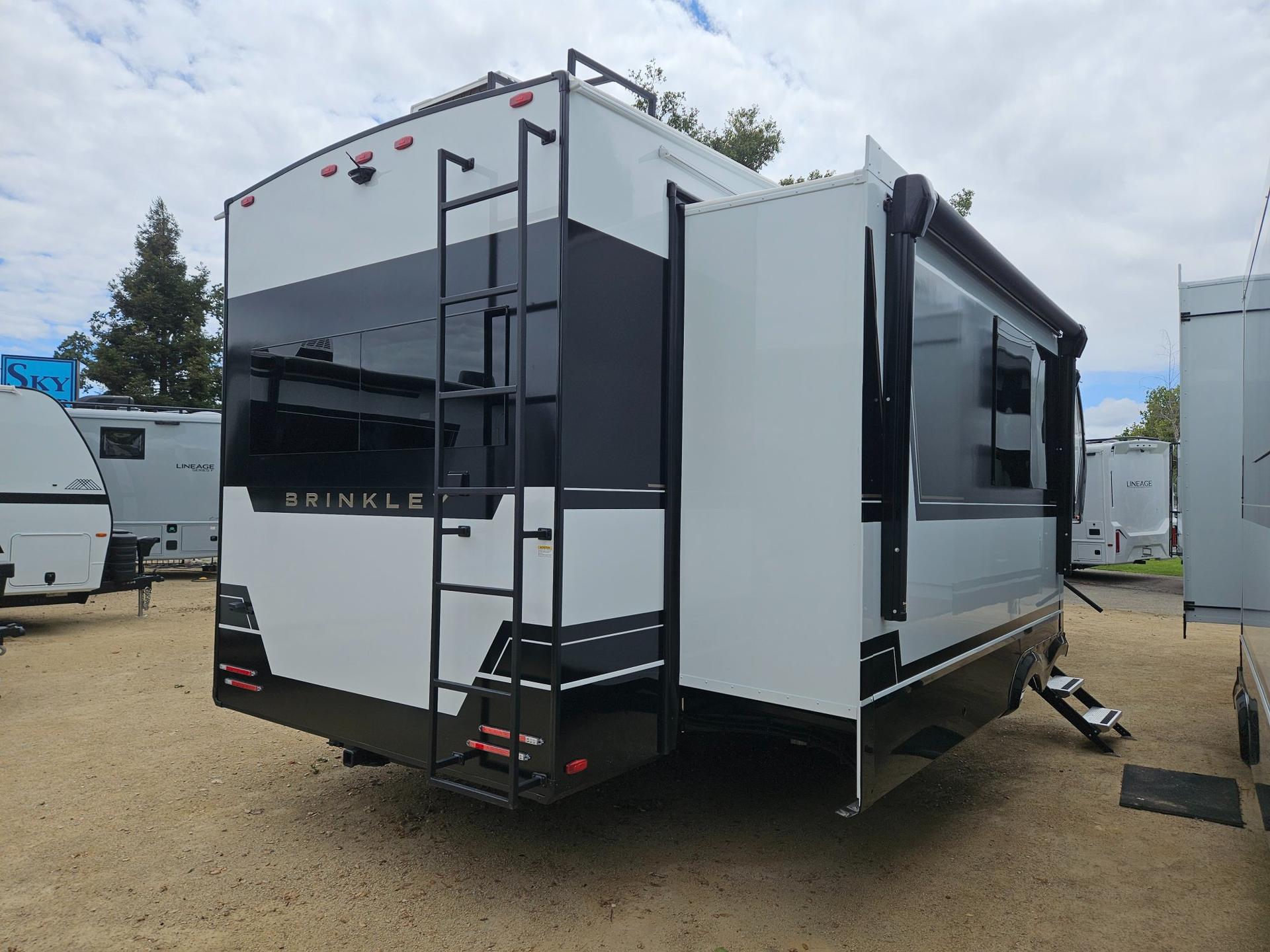 2026 Brinkley RV 2026 Brinkley RV Model Z - thumbnail 3