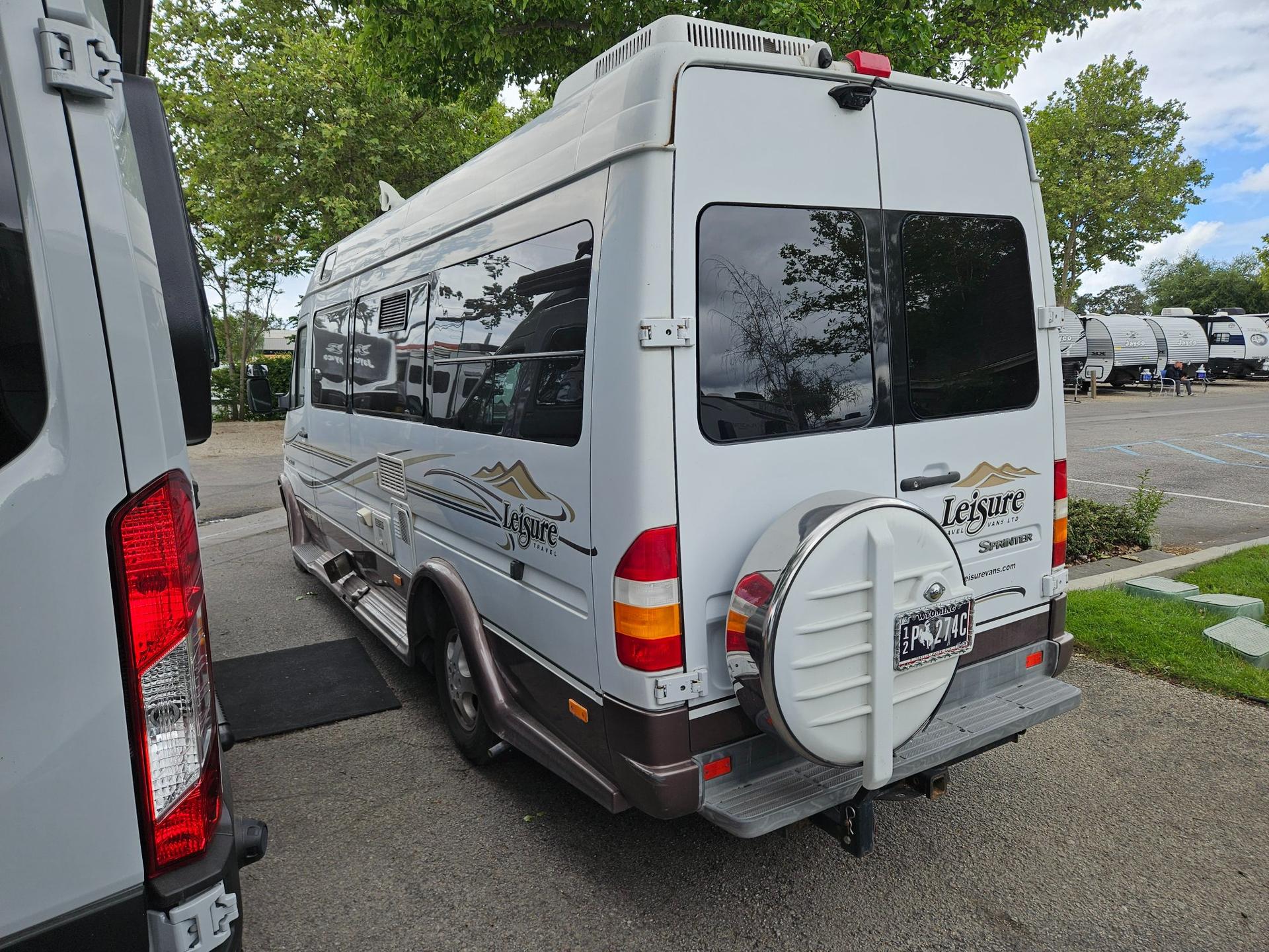 2006 Leisure Travel Vans LTD 2006 Leisure Travel Vans LTD Free Spirit - thumbnail 3