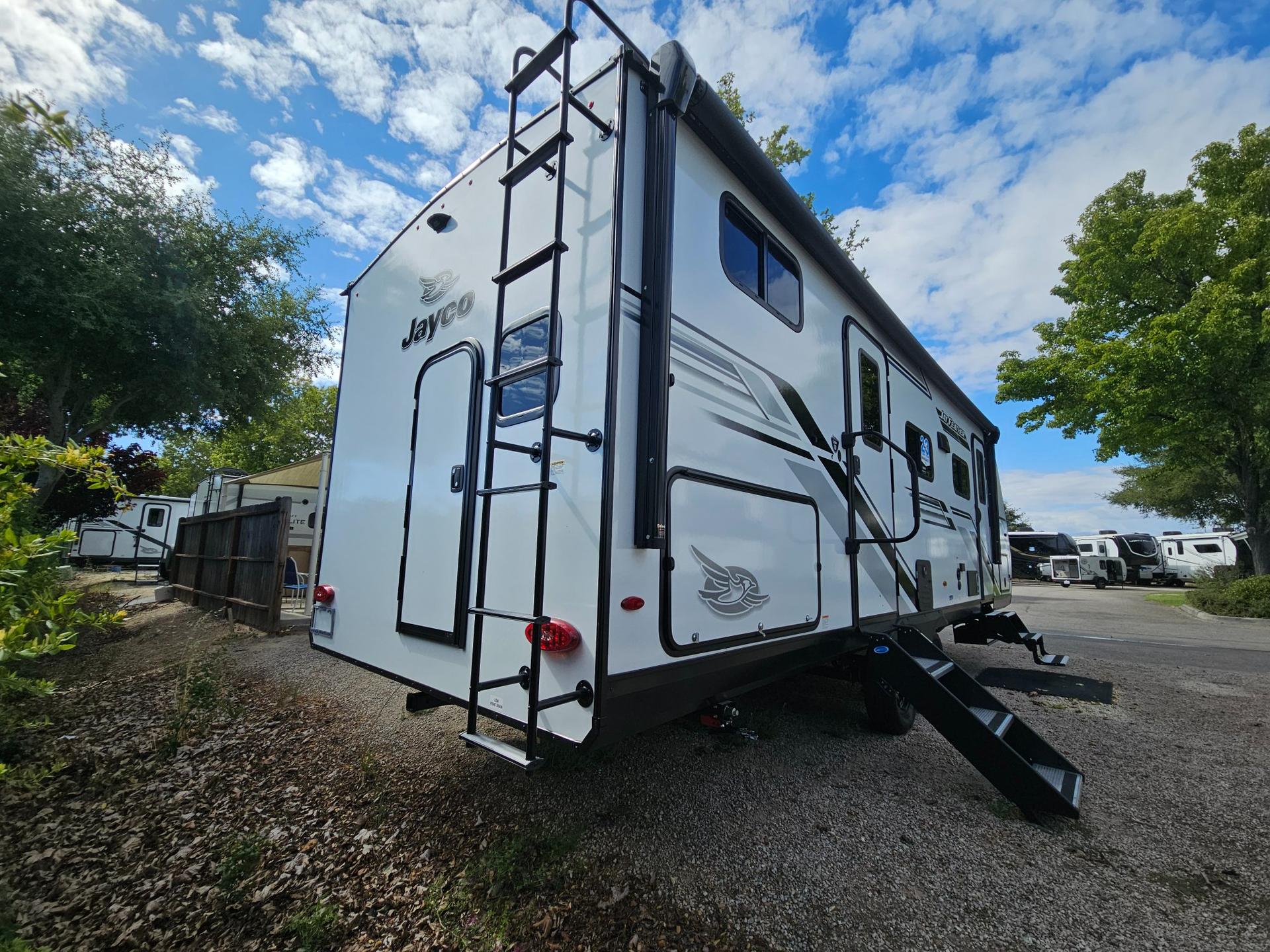 2026 Jayco 2026 Jayco Jay Feather - thumbnail 3