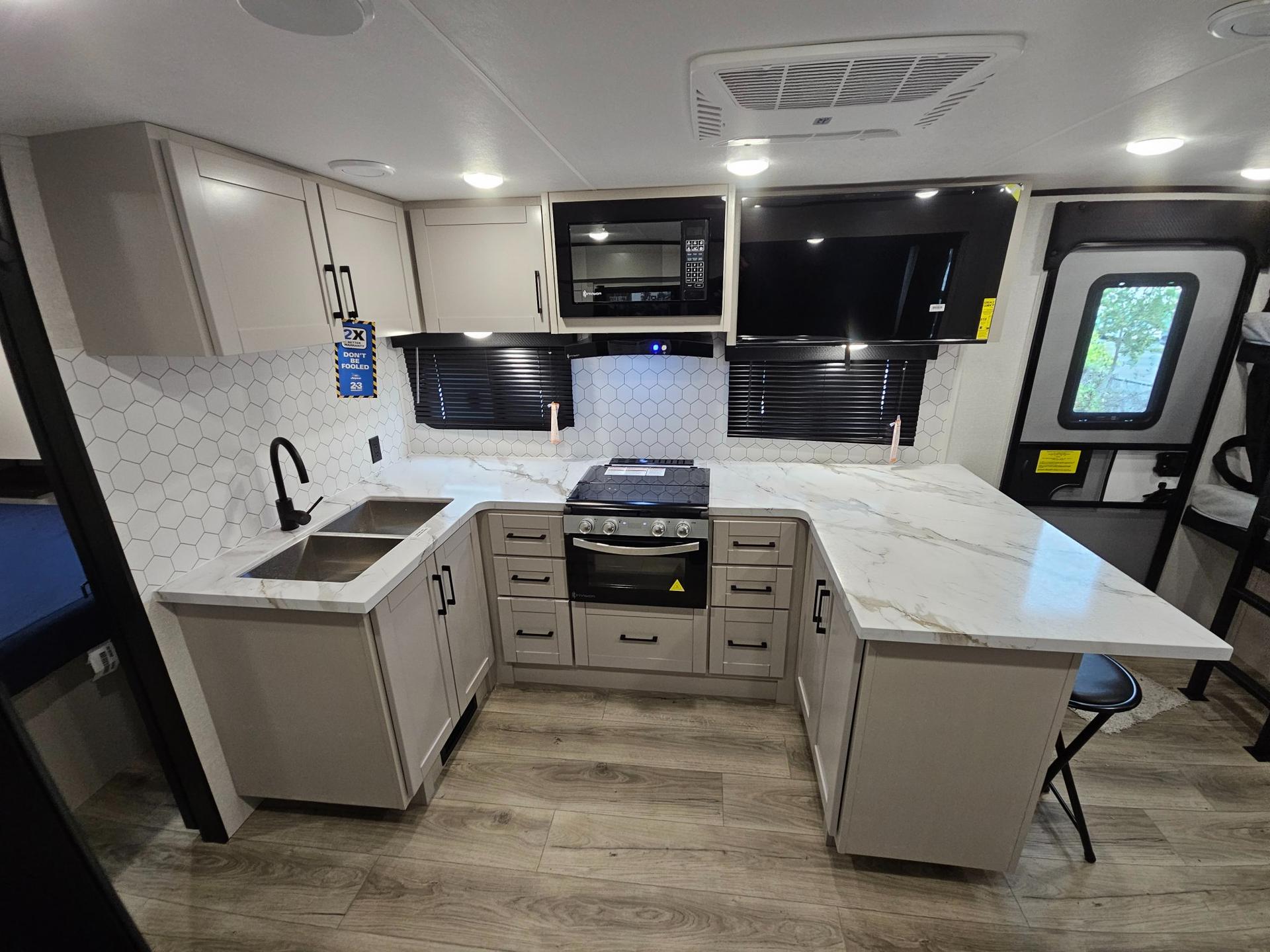 2026 Jayco 2026 Jayco Jay Feather - thumbnail 12