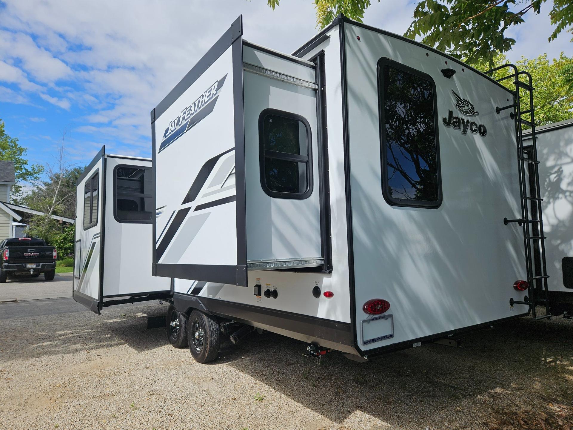 2026 Jayco 2026 Jayco Jay Feather - thumbnail 4
