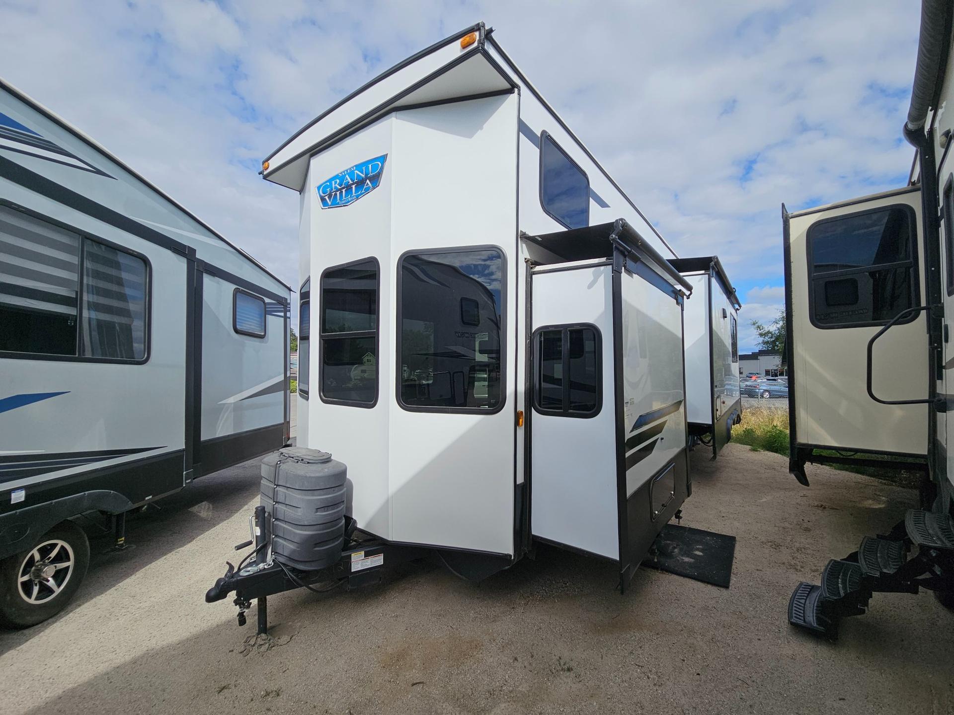 2024 Forest River RV Salem Grand Villa 44VIEW