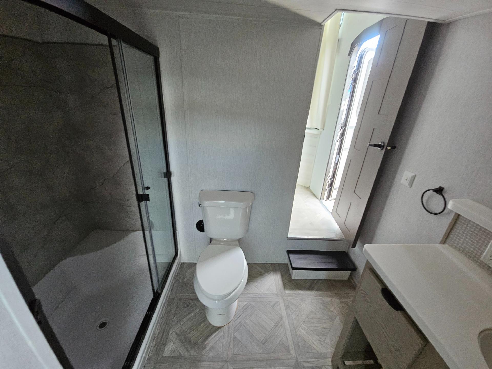 2024 Forest River RV 2024 Forest River RV Salem Grand Villa - thumbnail 12