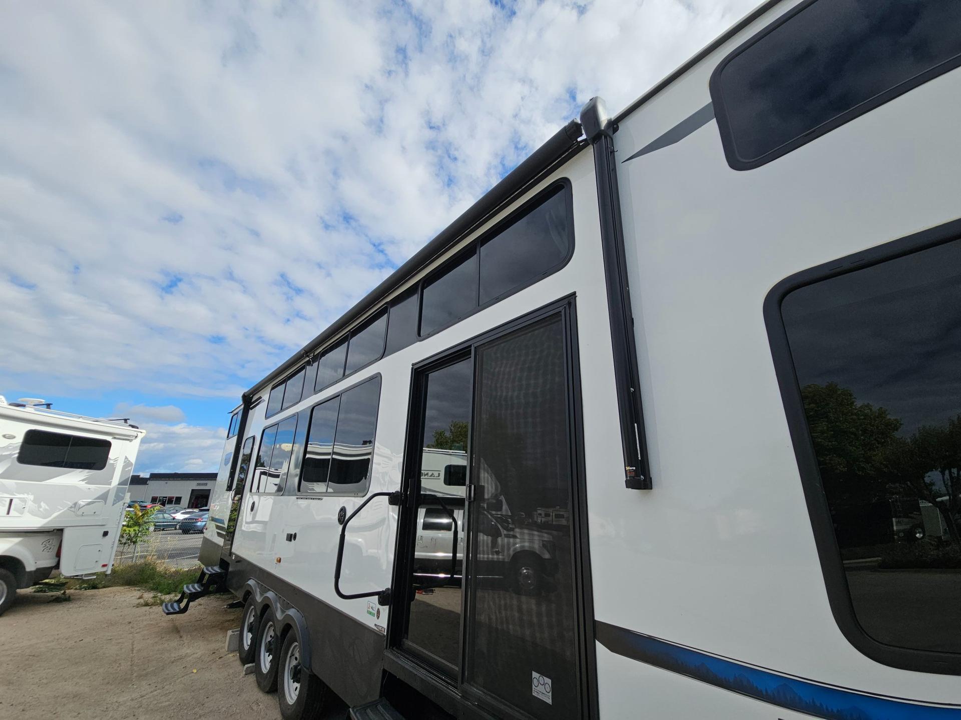 2024 Forest River RV 2024 Forest River RV Salem Grand Villa - thumbnail 20