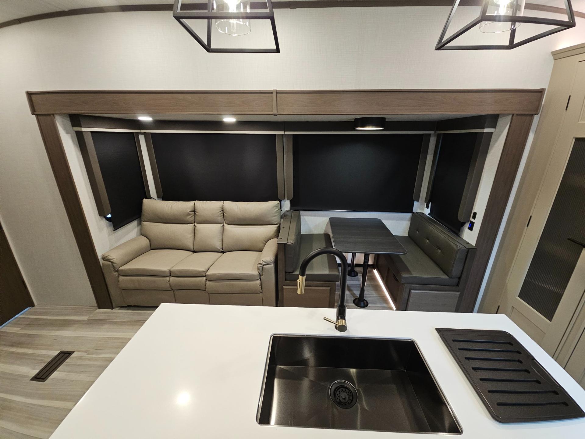 2026 Keystone RV 2026 Keystone RV Cougar - thumbnail 16