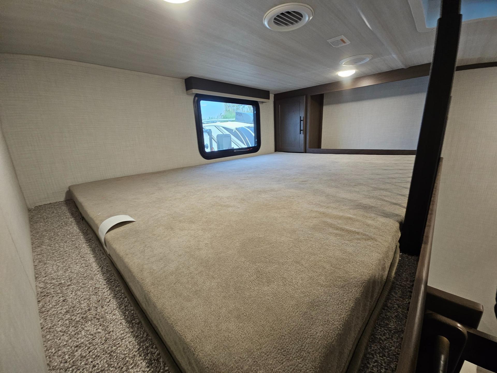 2026 Keystone RV 2026 Keystone RV Cougar - thumbnail 33