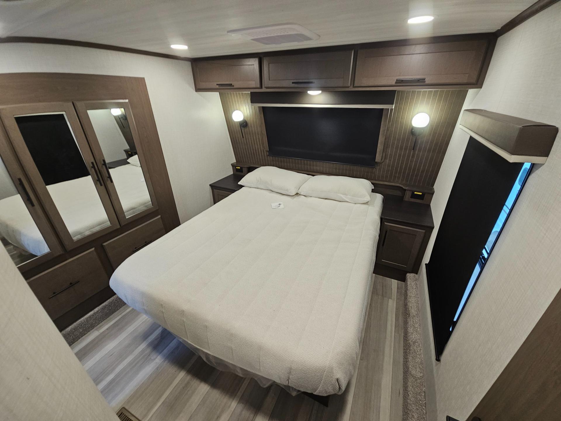2026 Keystone RV 2026 Keystone RV Cougar - thumbnail 47