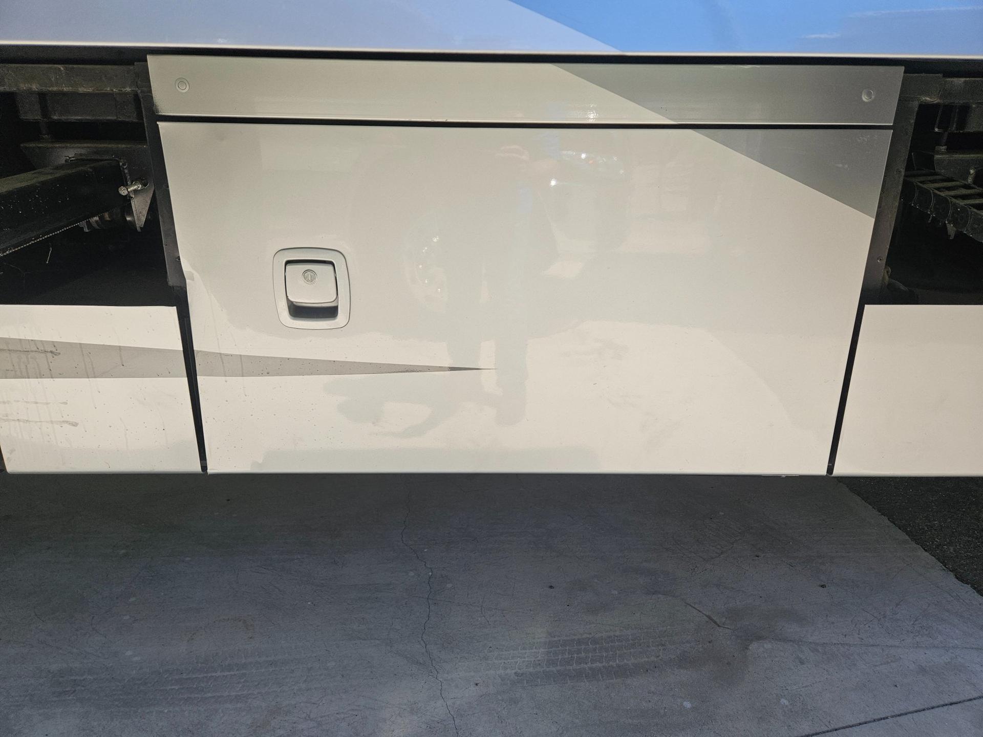 2013 Winnebago  2013 Winnebago  Sun Cruiser - thumbnail 8