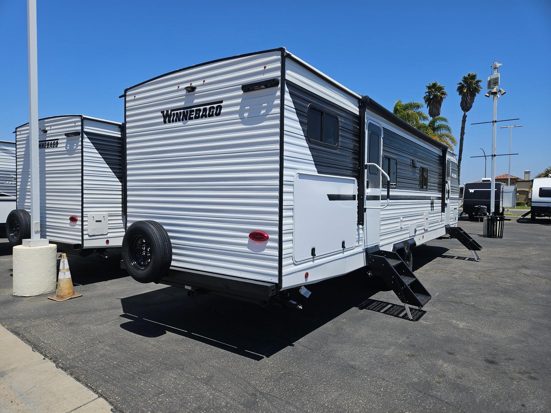 2026 Winnebago 2026 Winnebago Access - thumbnail 3
