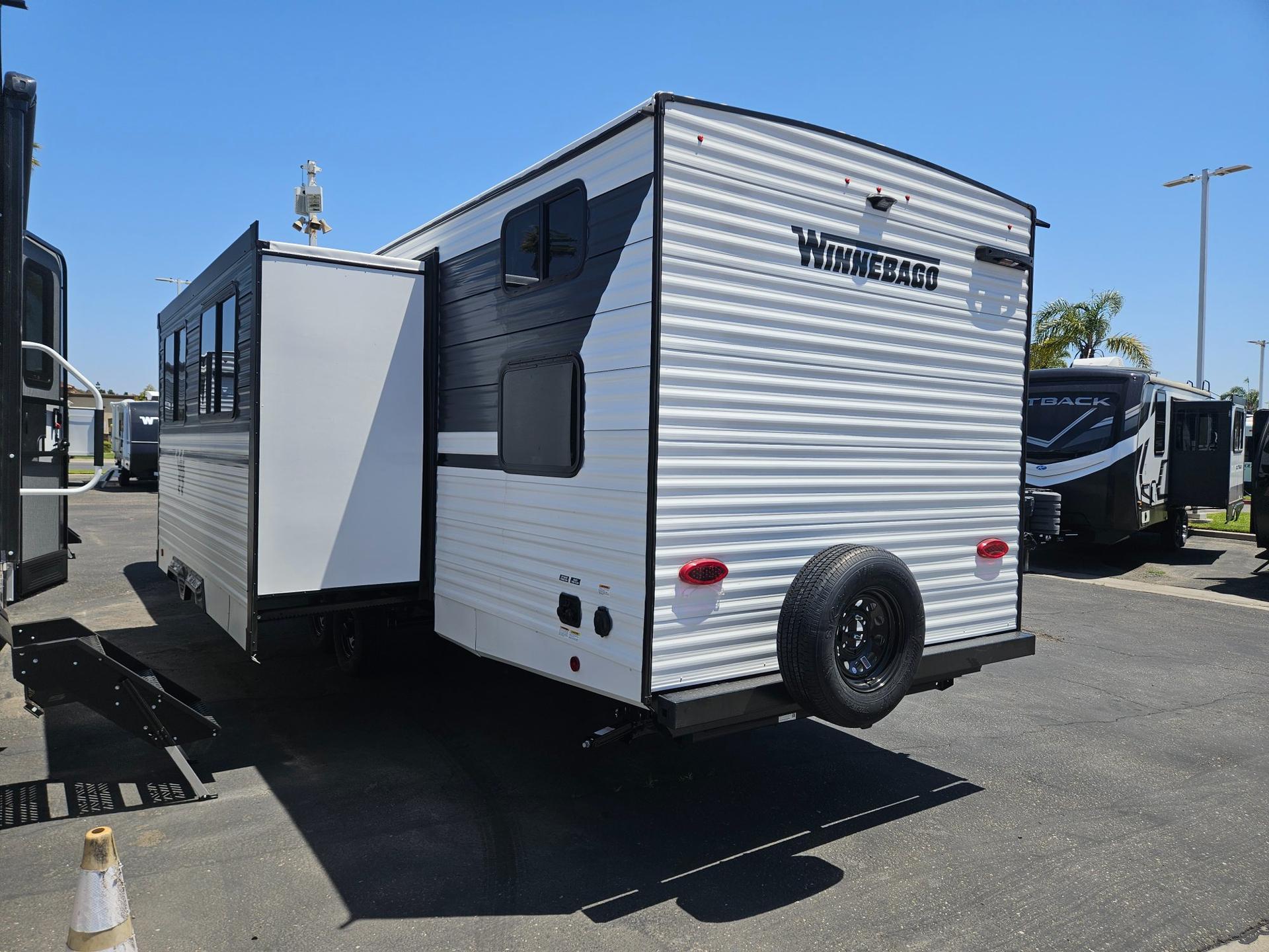 2026 Winnebago 2026 Winnebago Access - thumbnail 4