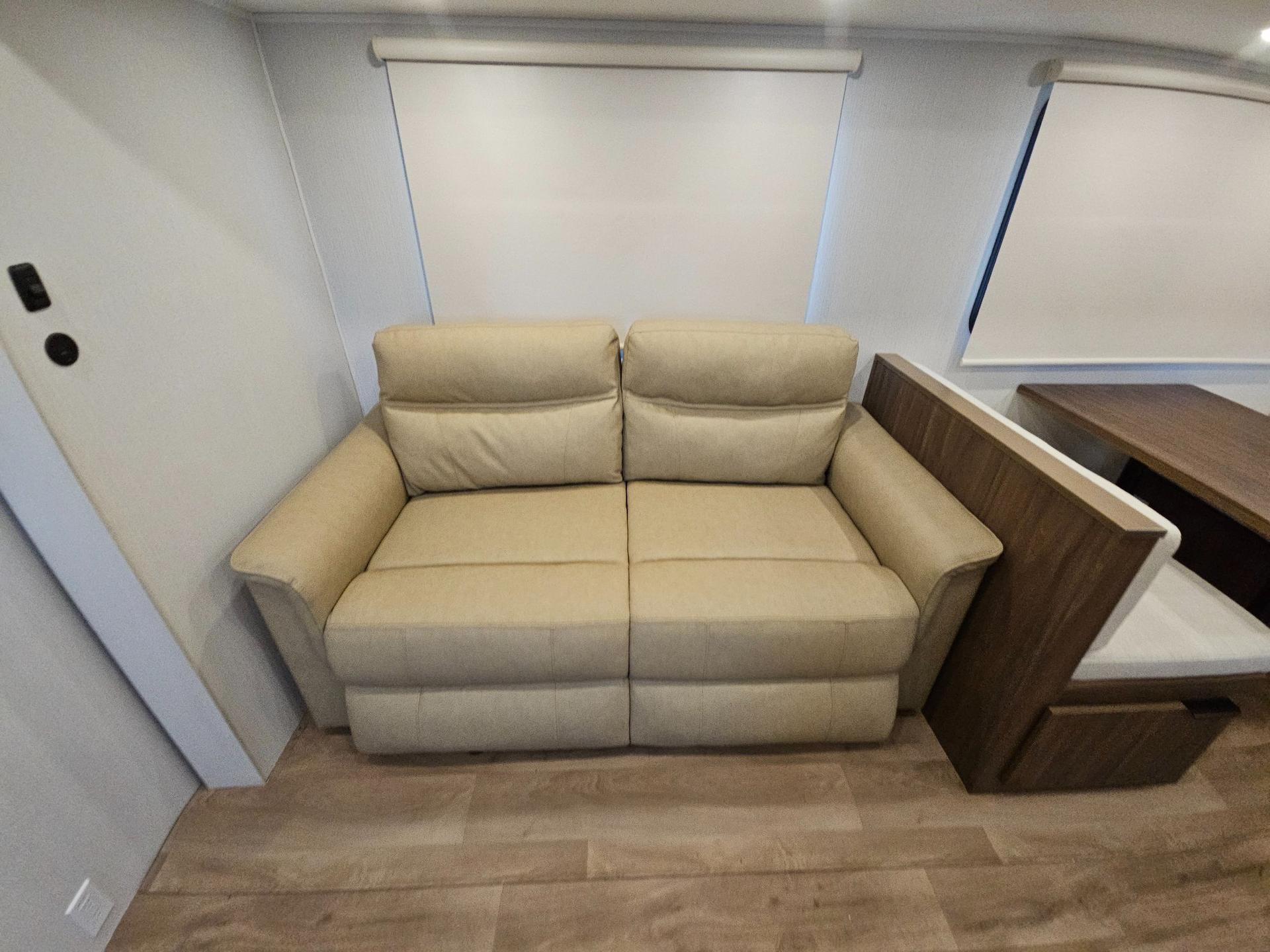 2026 Winnebago 2026 Winnebago Access - thumbnail 9