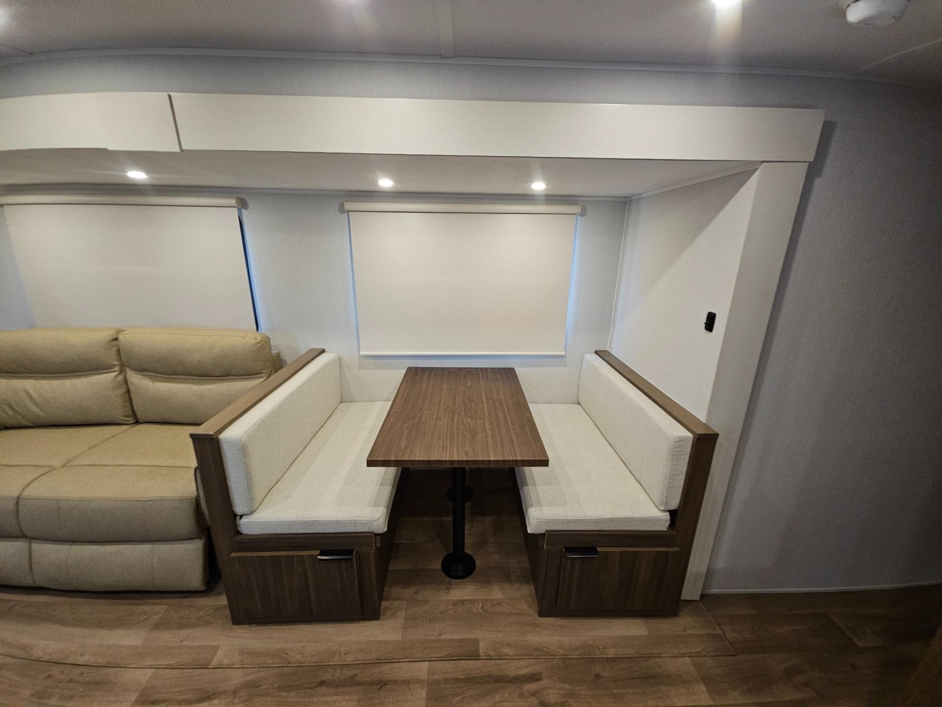 2026 Winnebago 2026 Winnebago Access - thumbnail 10