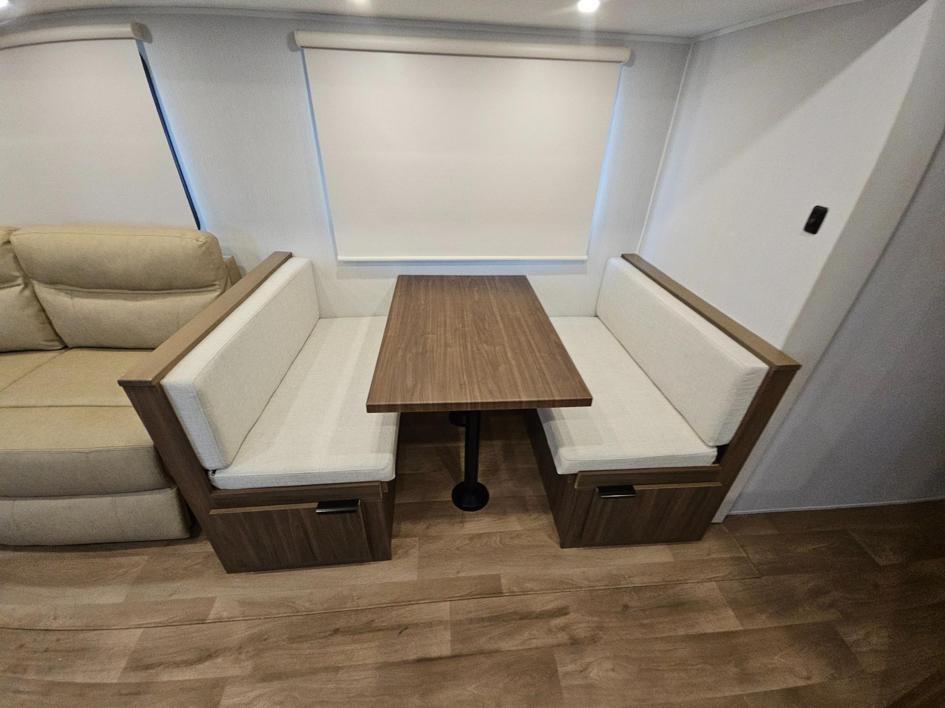 2026 Winnebago 2026 Winnebago Access - thumbnail 11