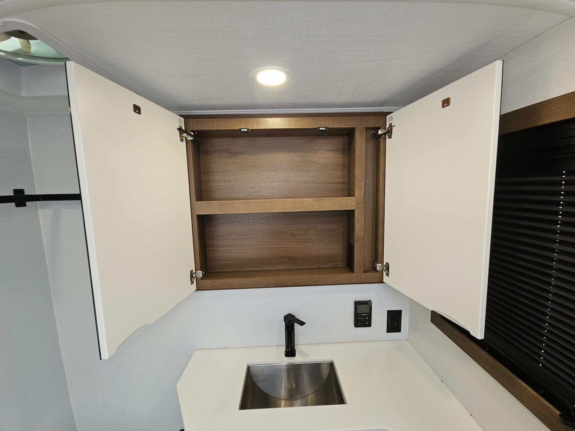 2026 Keystone RV 2026 Keystone RV Montana - thumbnail 36