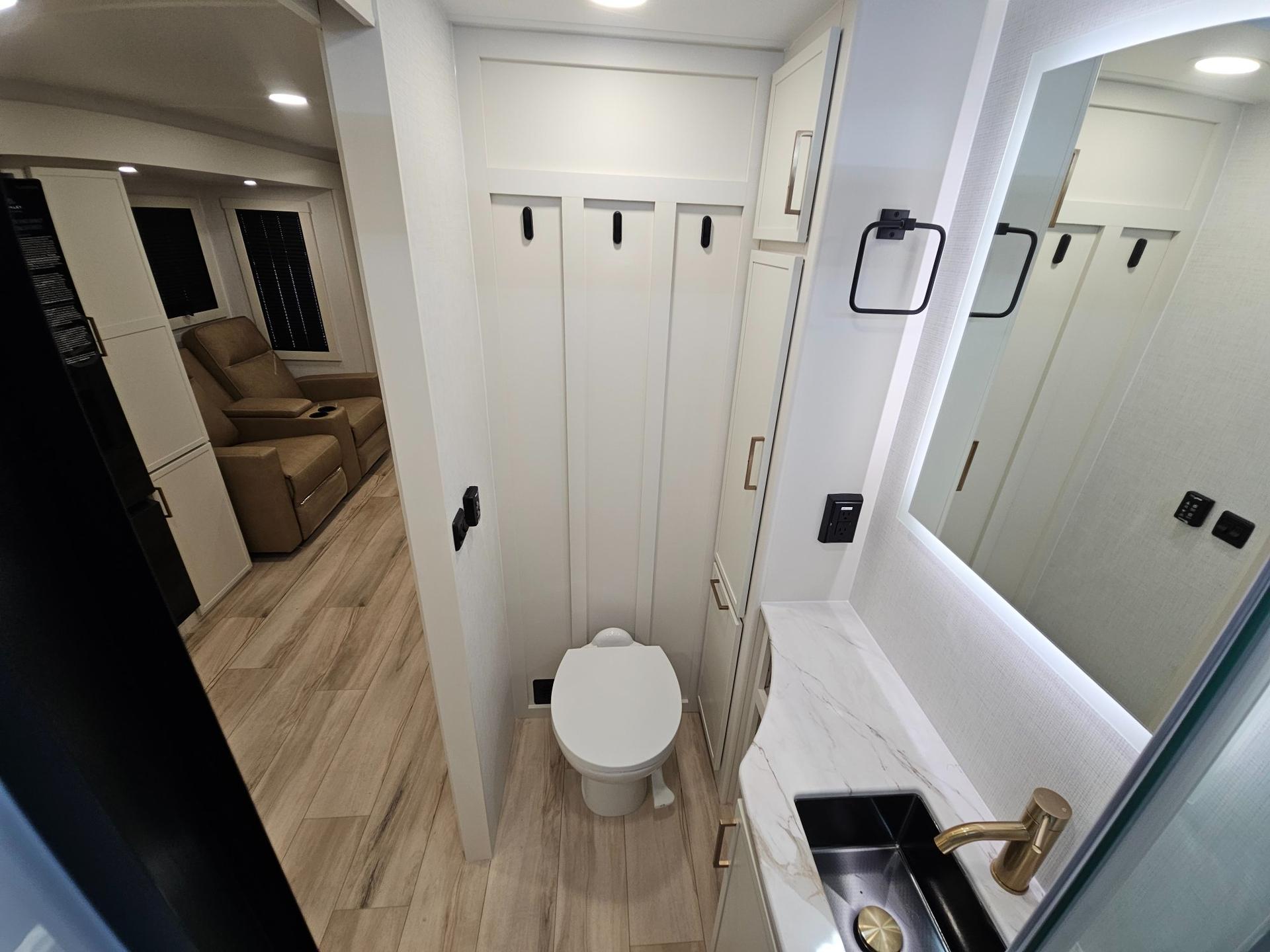 2026 Brinkley RV 2026 Brinkley RV Model I - thumbnail 29