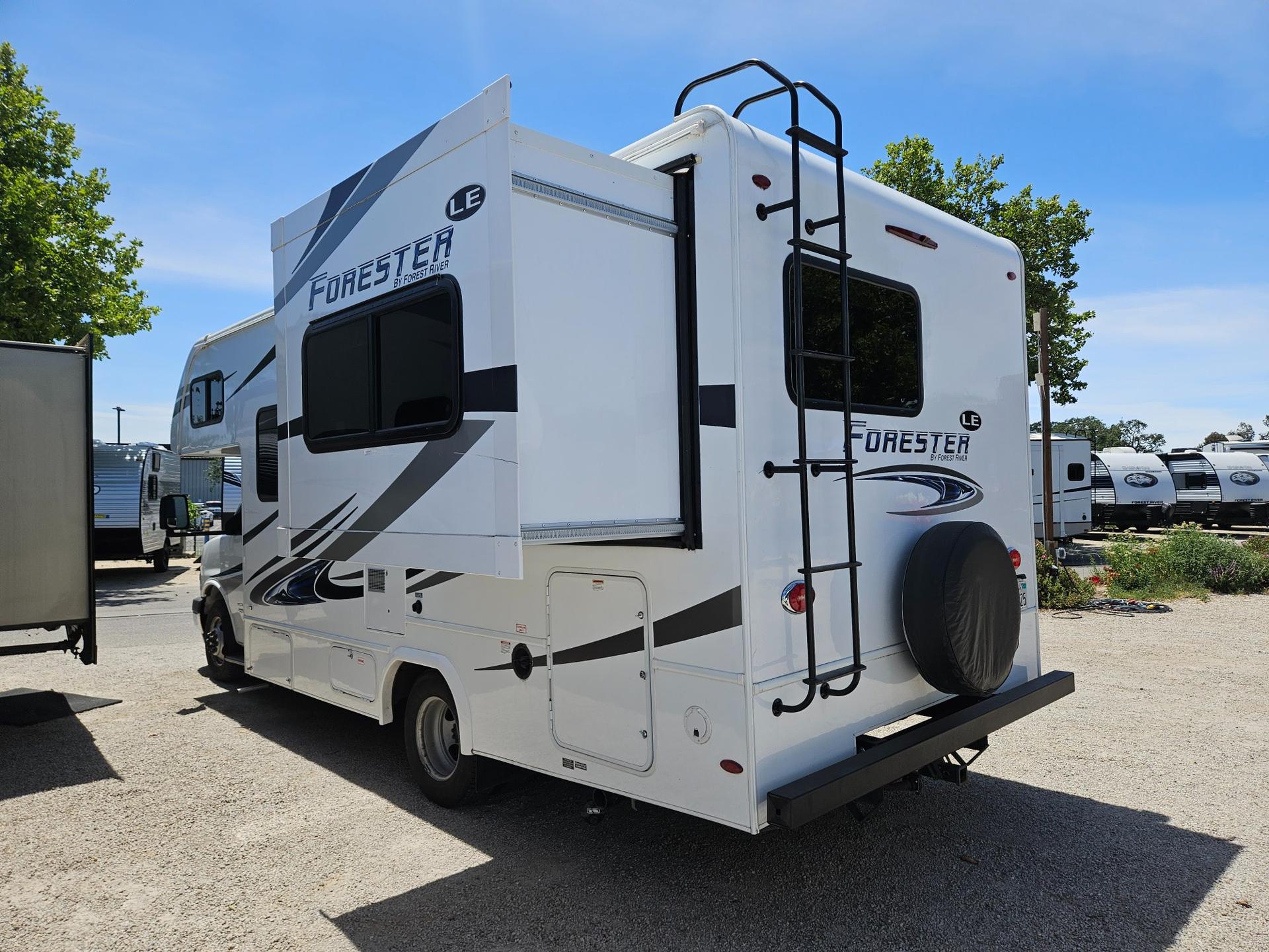 2019 Forest River RV 2019 Forest River RV Forester LE - thumbnail 3
