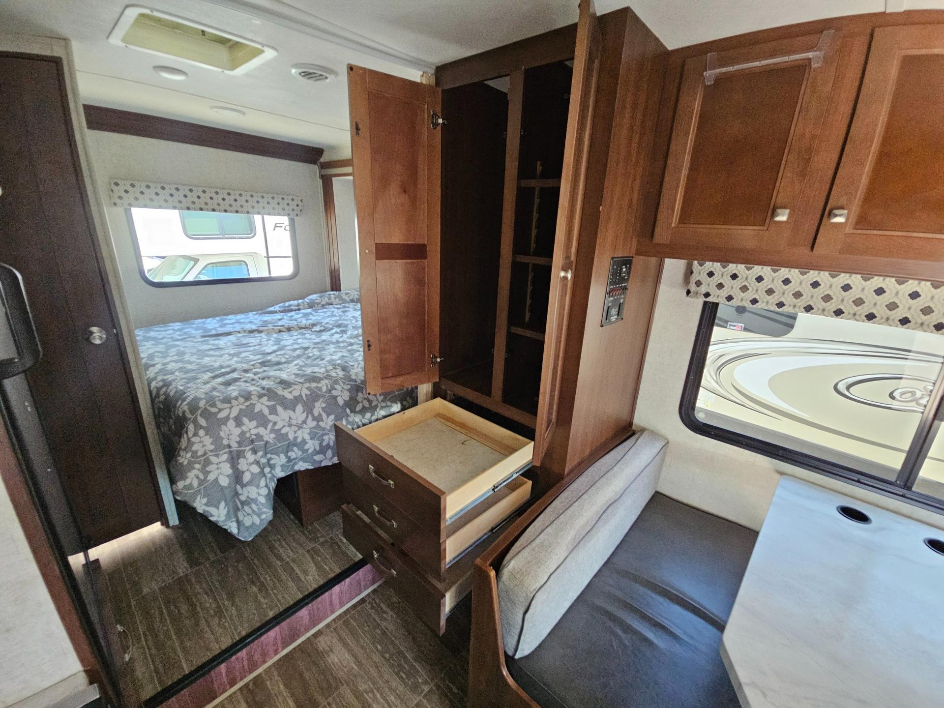 2019 Forest River RV 2019 Forest River RV Forester LE - thumbnail 16