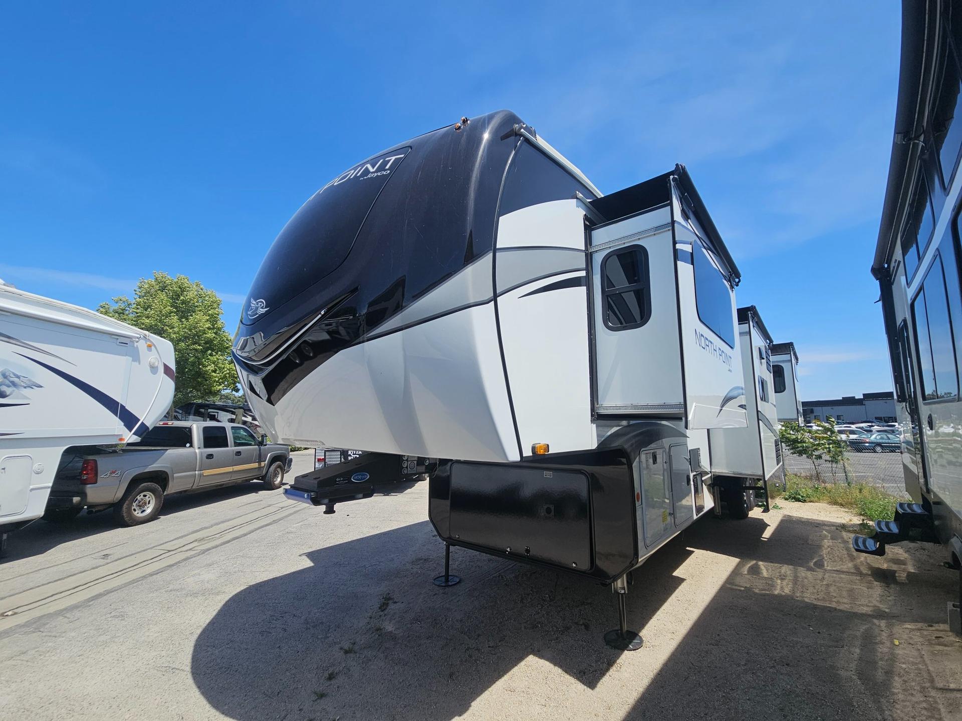 2022 Jayco 2022 Jayco North Point - thumbnail 3