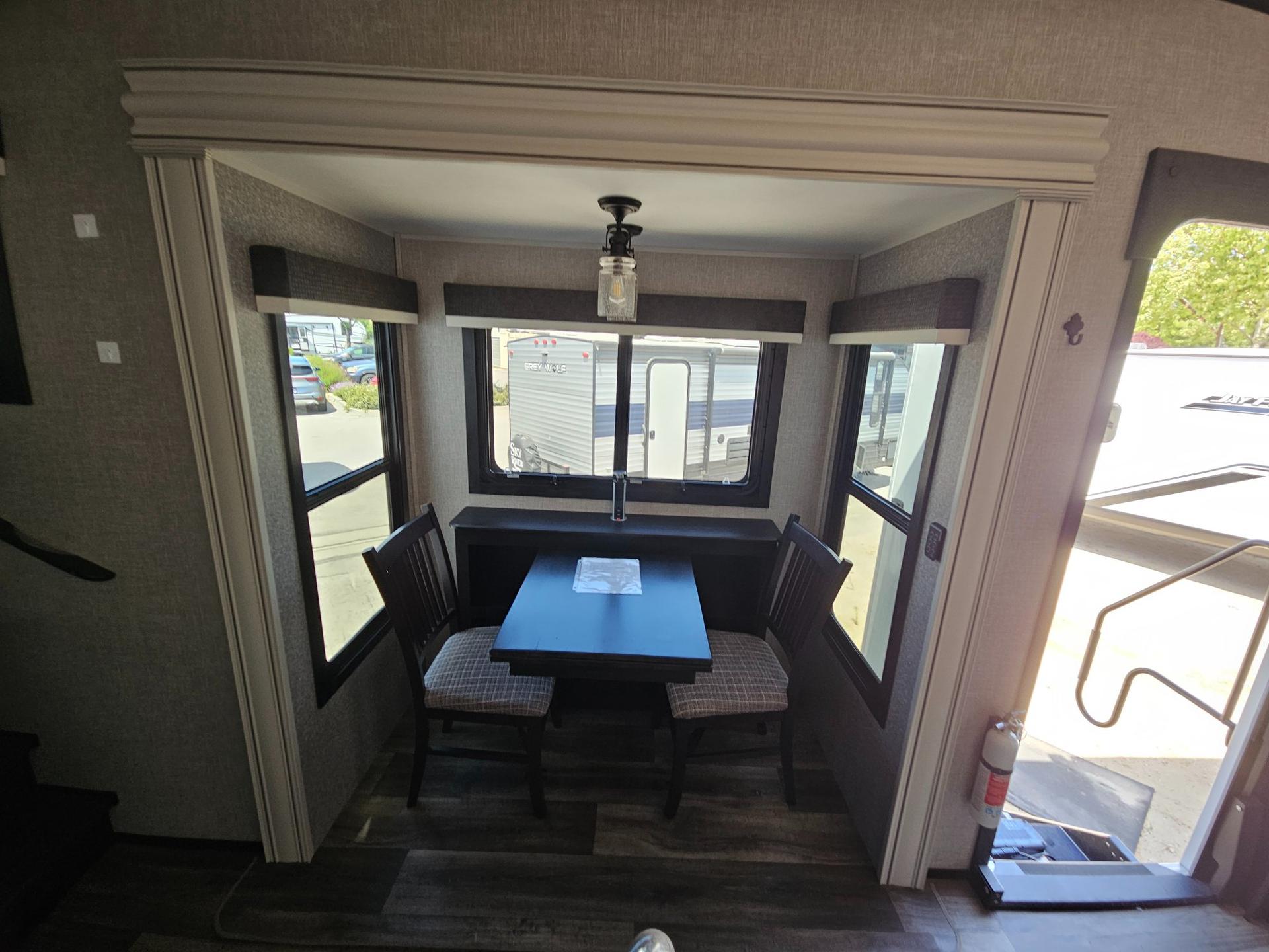 2022 Jayco 2022 Jayco North Point - thumbnail 5