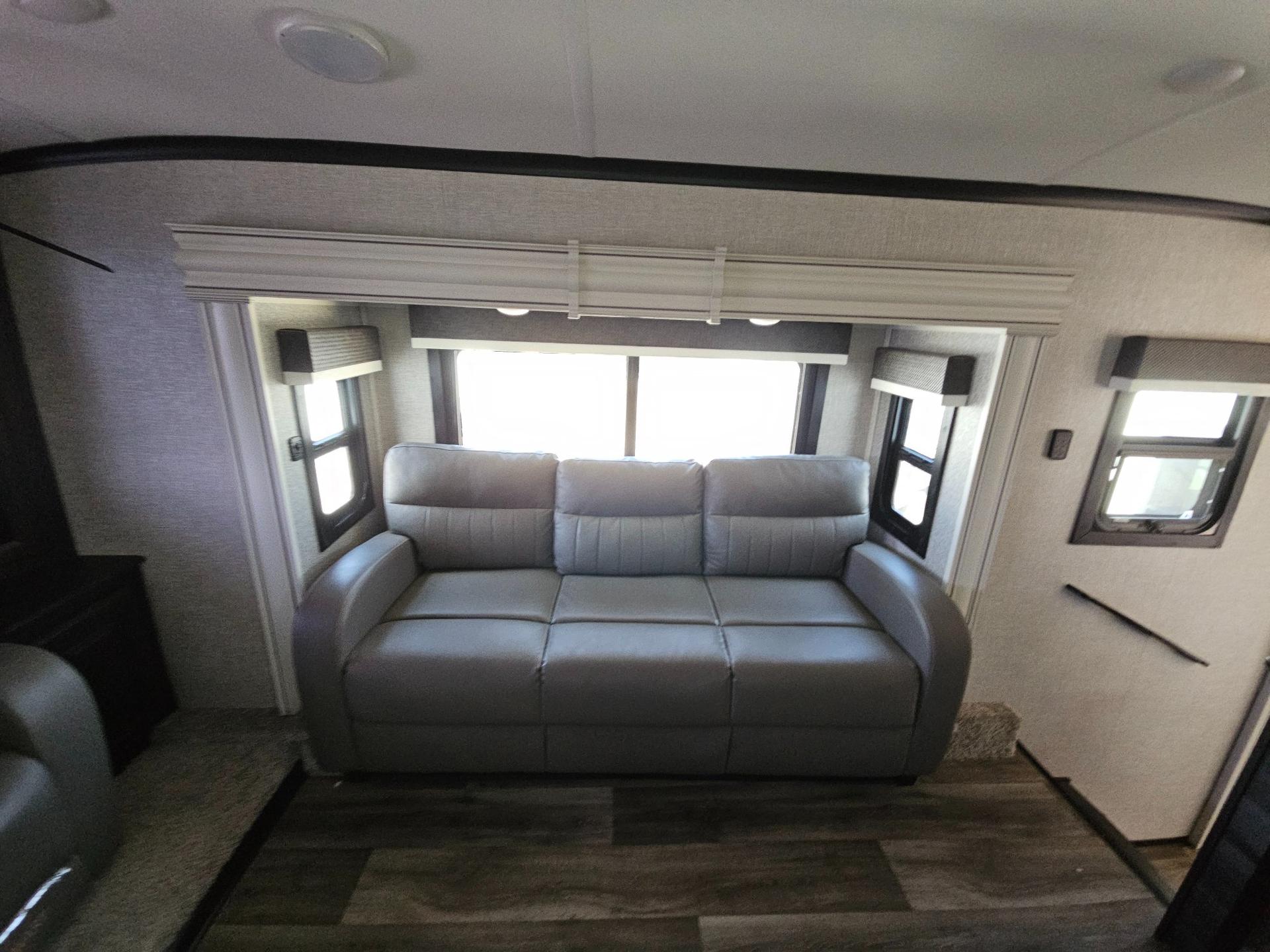2022 Jayco 2022 Jayco North Point - thumbnail 10
