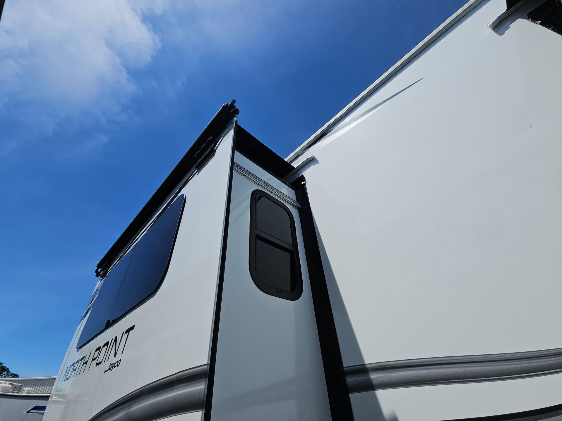 2022 Jayco 2022 Jayco North Point - thumbnail 41