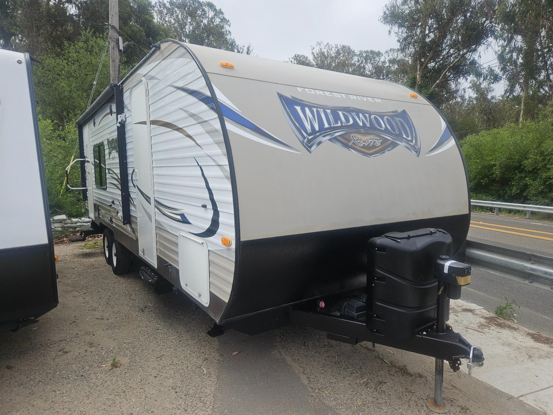 2017 Forest River RV Wildwood X-Lite 231RKXL