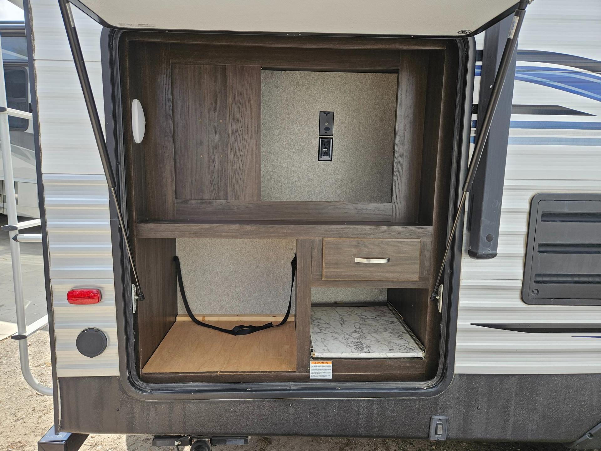 2019 Keystone RV 2019 Keystone RV Springdale - thumbnail 35
