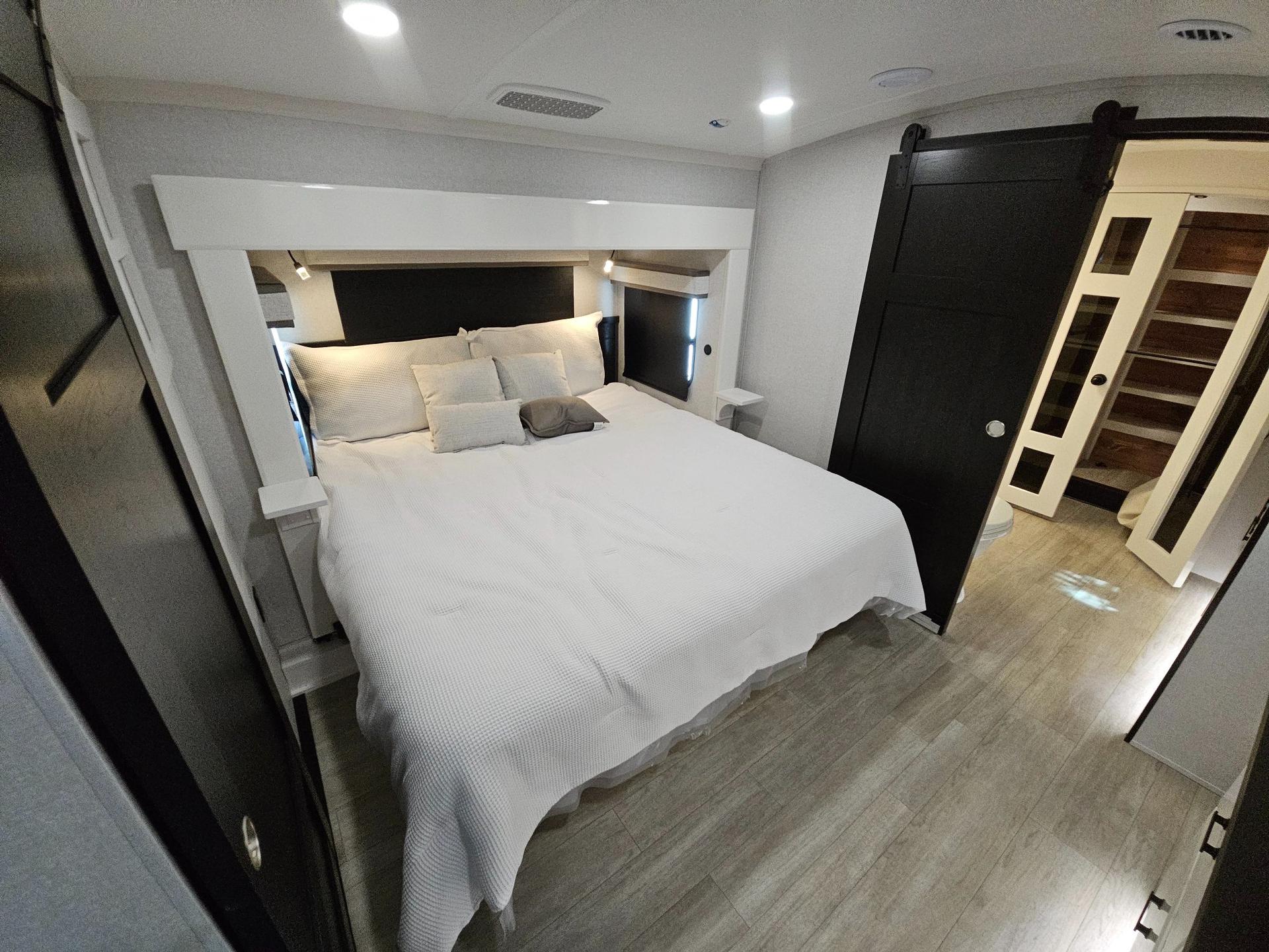 2026 Jayco 2026 Jayco Pinnacle - thumbnail 39
