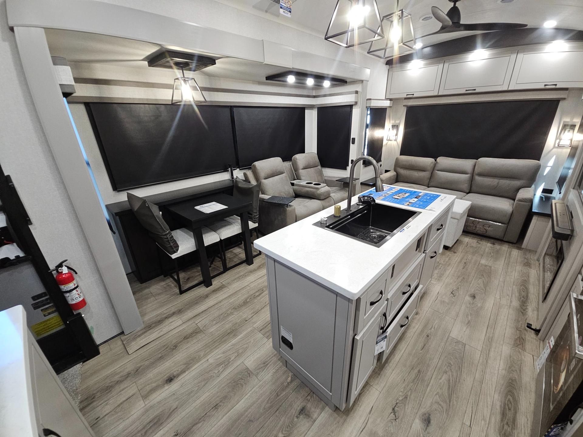 2026 Jayco 2026 Jayco North Point - thumbnail 7