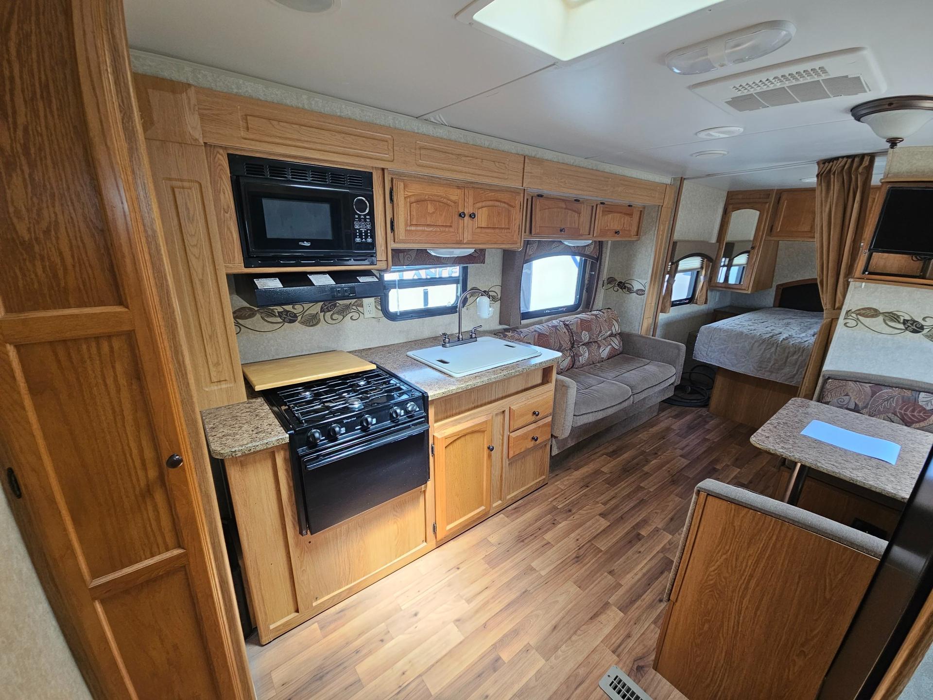 2011 Dutchmen RV 2011 Dutchmen RV Coleman  - thumbnail 5