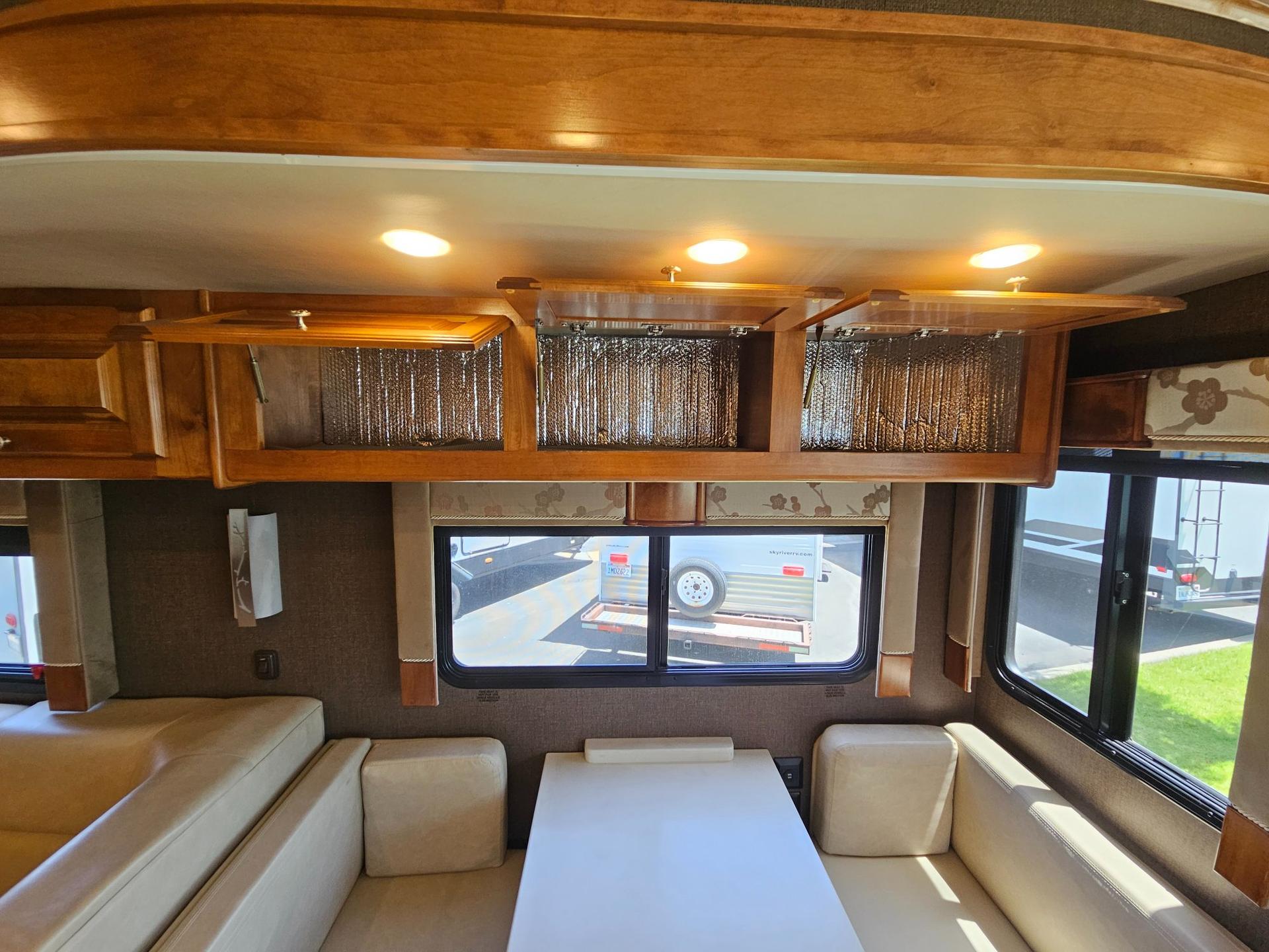 2016 Tiffin Motor Coach 2016 Tiffin Motor Coach Allegro Open Road - thumbnail 9