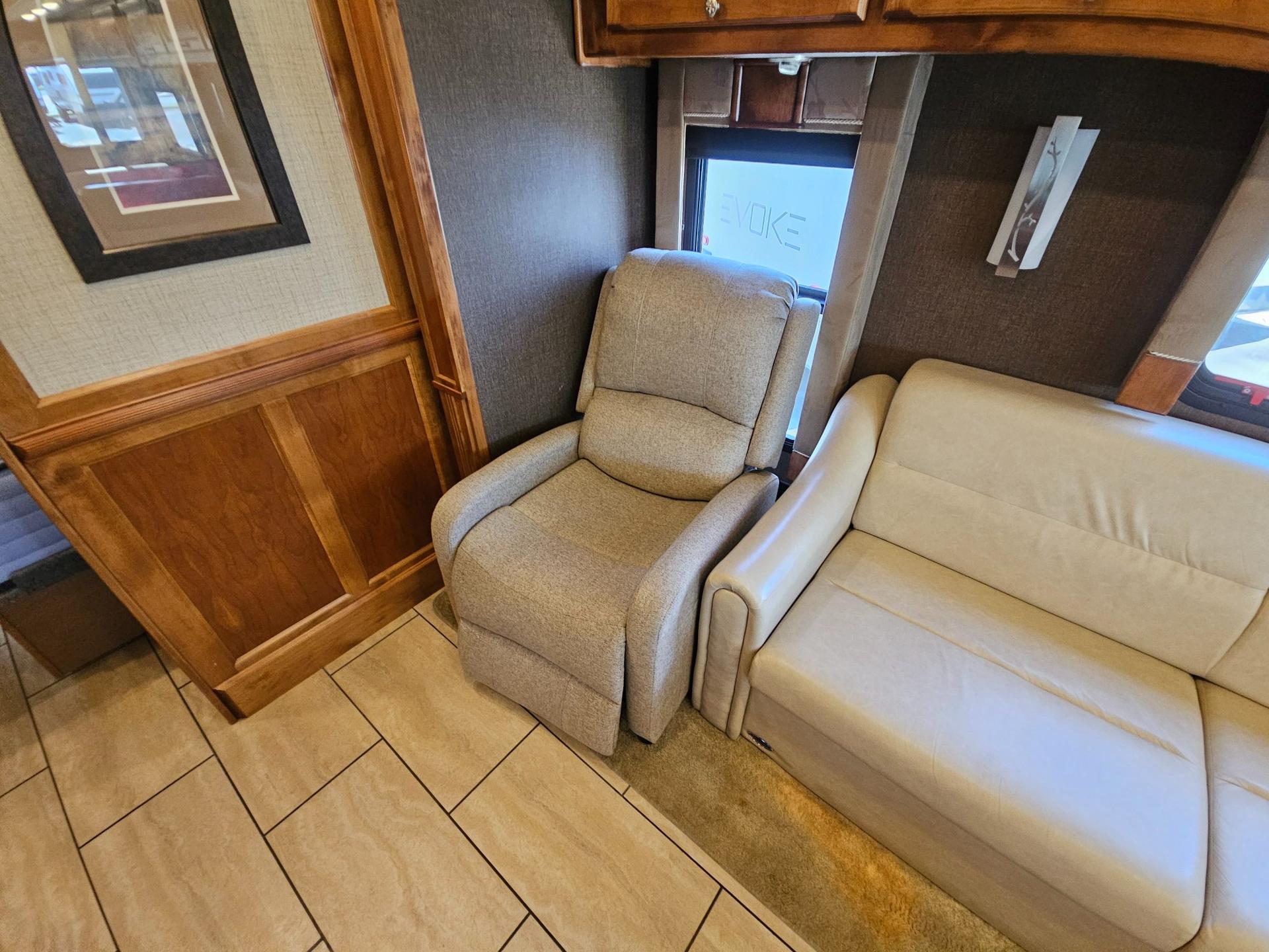 2016 Tiffin Motor Coach 2016 Tiffin Motor Coach Allegro Open Road - thumbnail 12