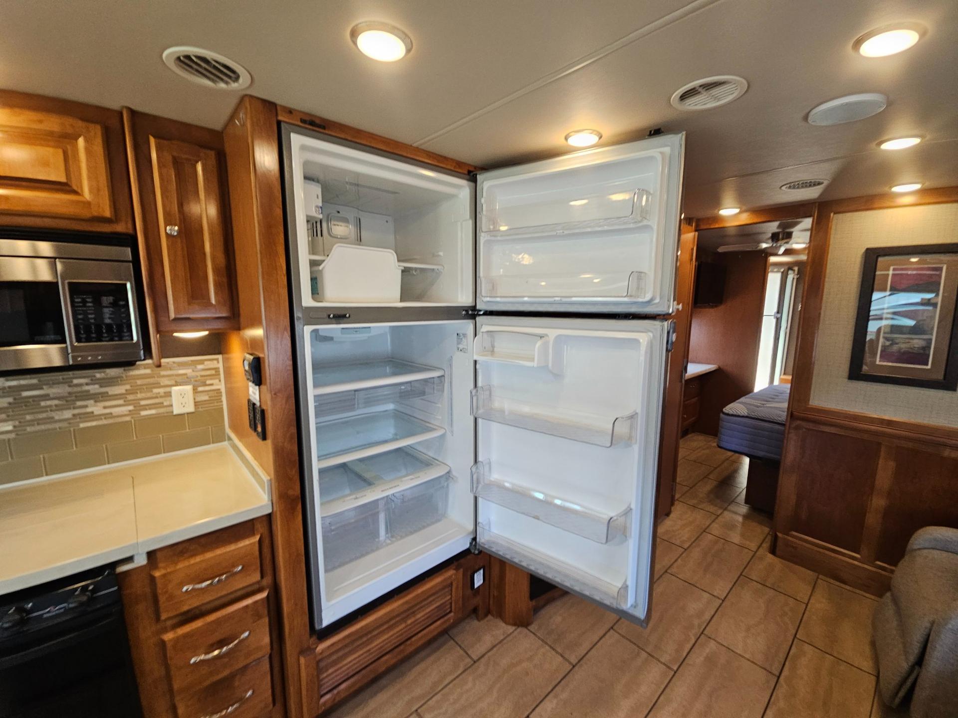 2016 Tiffin Motor Coach 2016 Tiffin Motor Coach Allegro Open Road - thumbnail 19