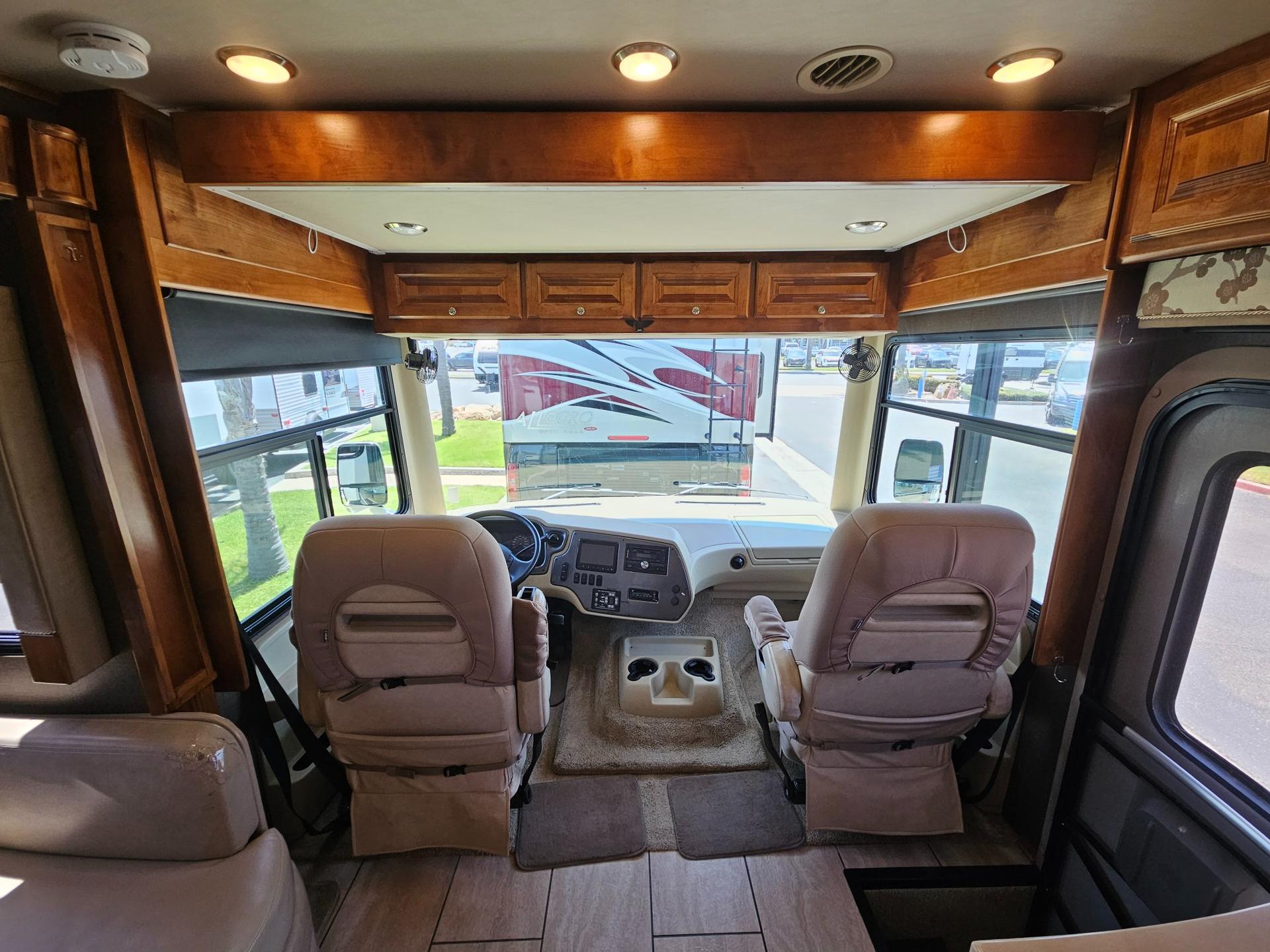 2016 Tiffin Motor Coach 2016 Tiffin Motor Coach Allegro Open Road - thumbnail 41