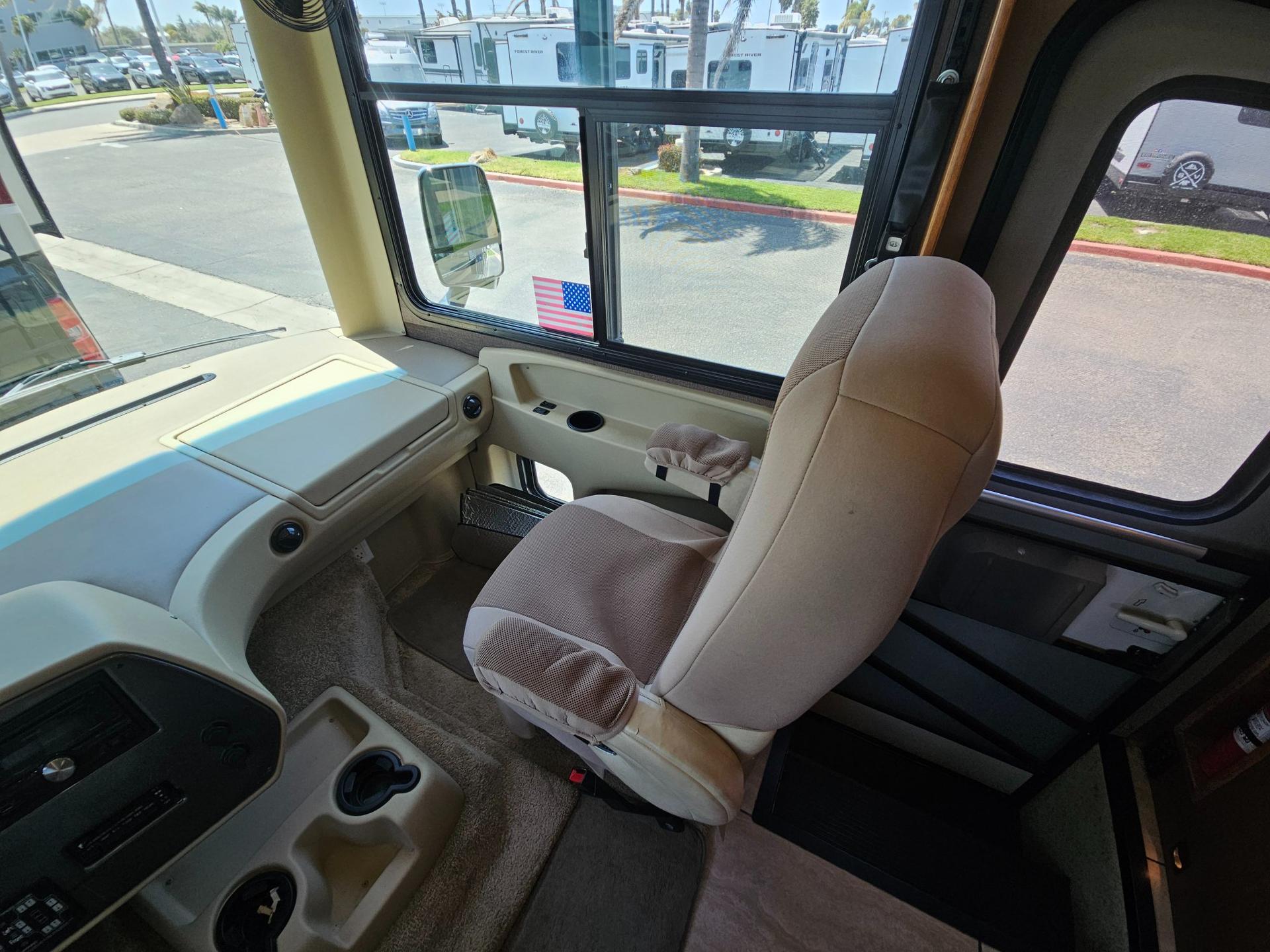2016 Tiffin Motor Coach 2016 Tiffin Motor Coach Allegro Open Road - thumbnail 43