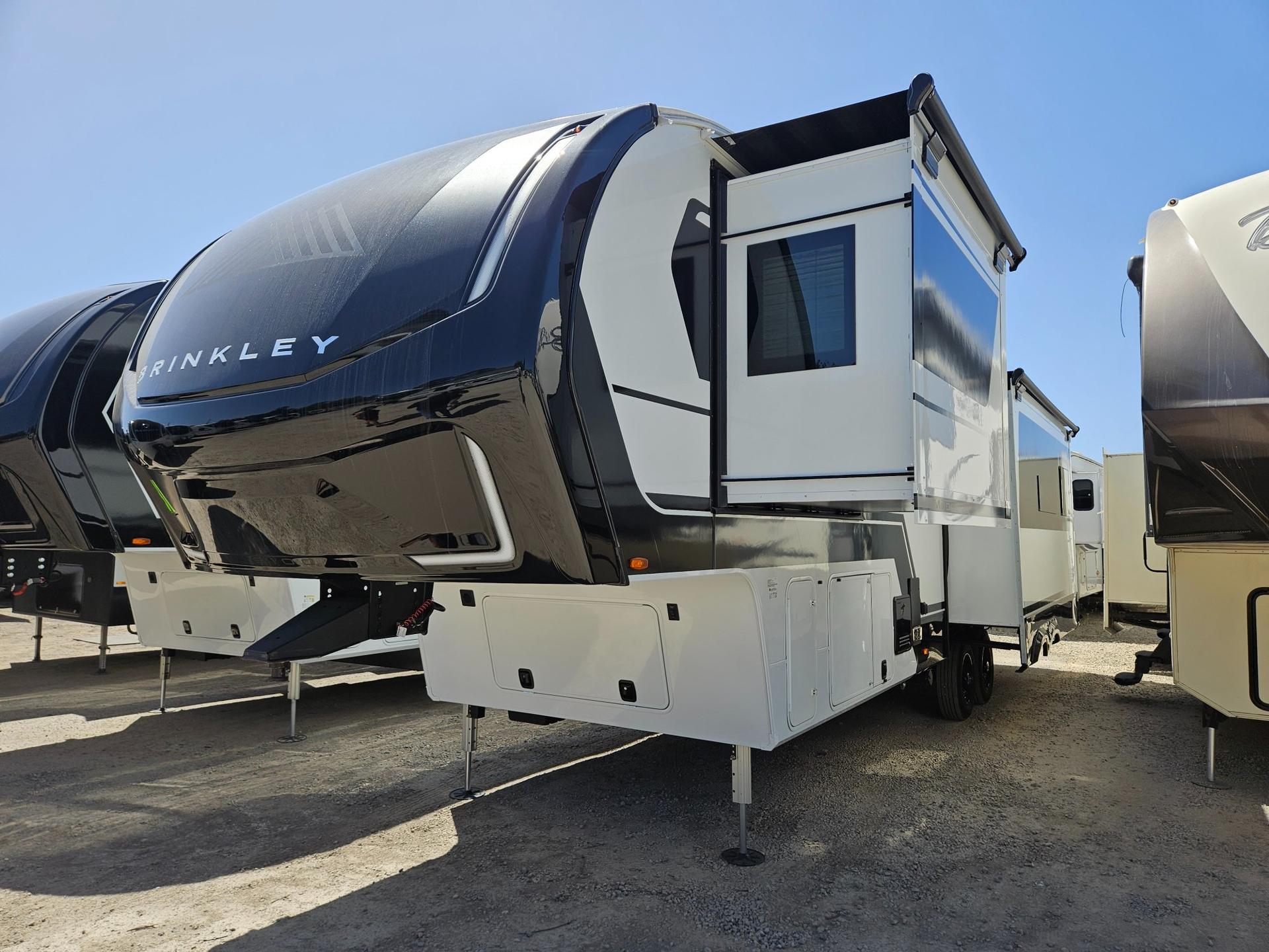 2024 Brinkley 2024 Brinkley Model Z - thumbnail 4