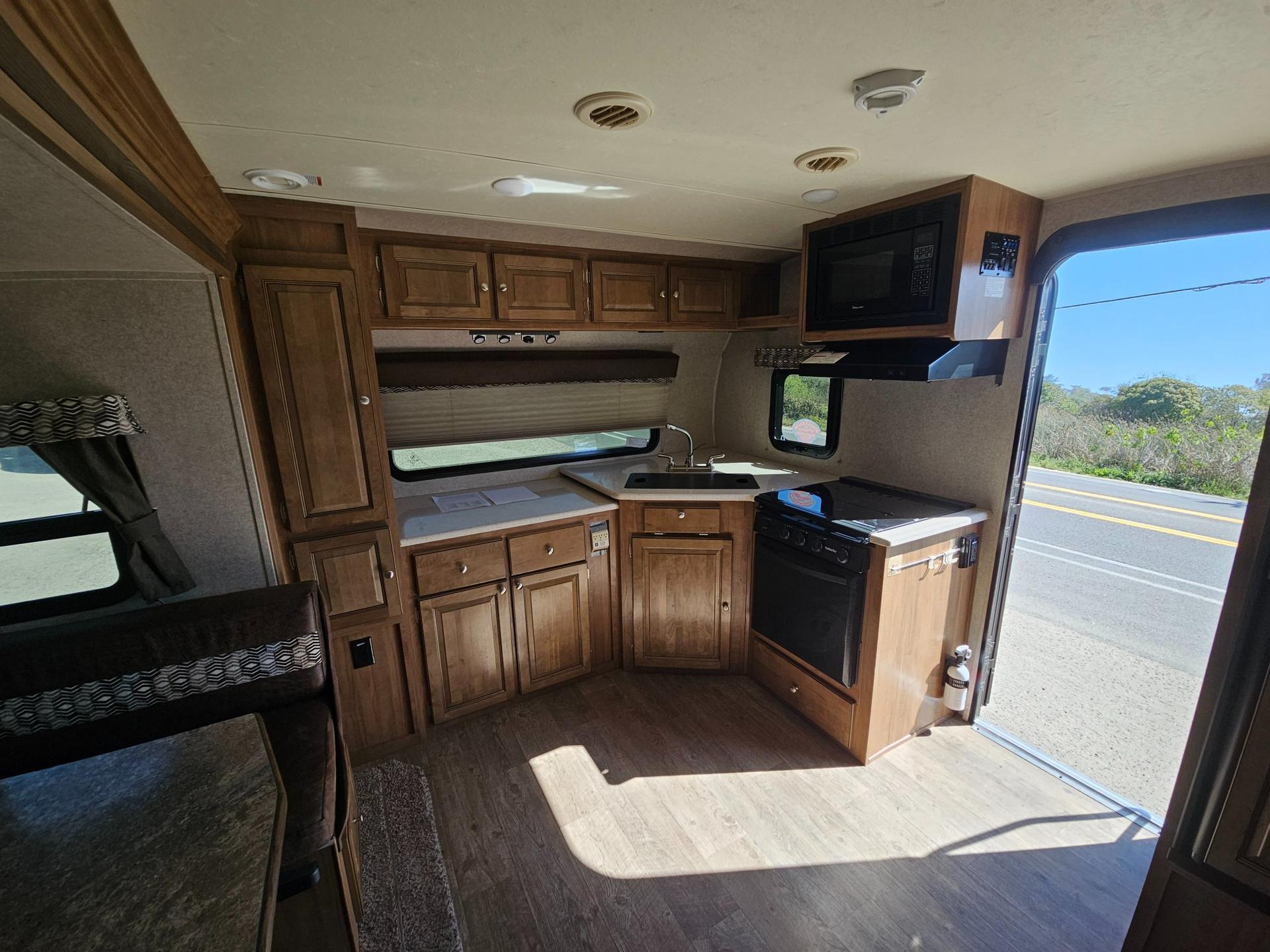 2018 Forest River RV 2018 Forest River RV Rockwood Mini Lite - thumbnail 8