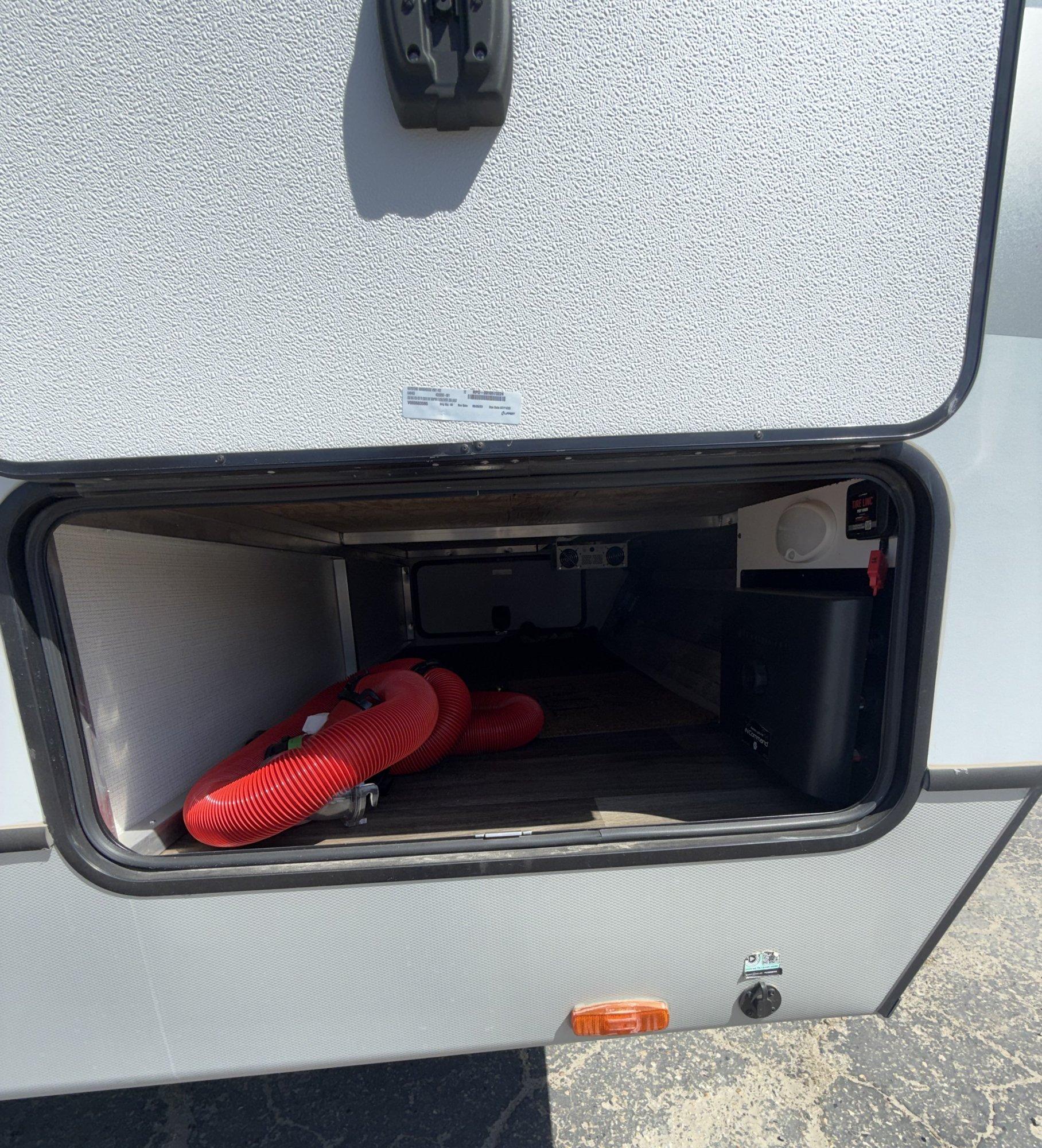 2024 Keystone RV 2024 Keystone RV Cougar Half-Ton - thumbnail 7
