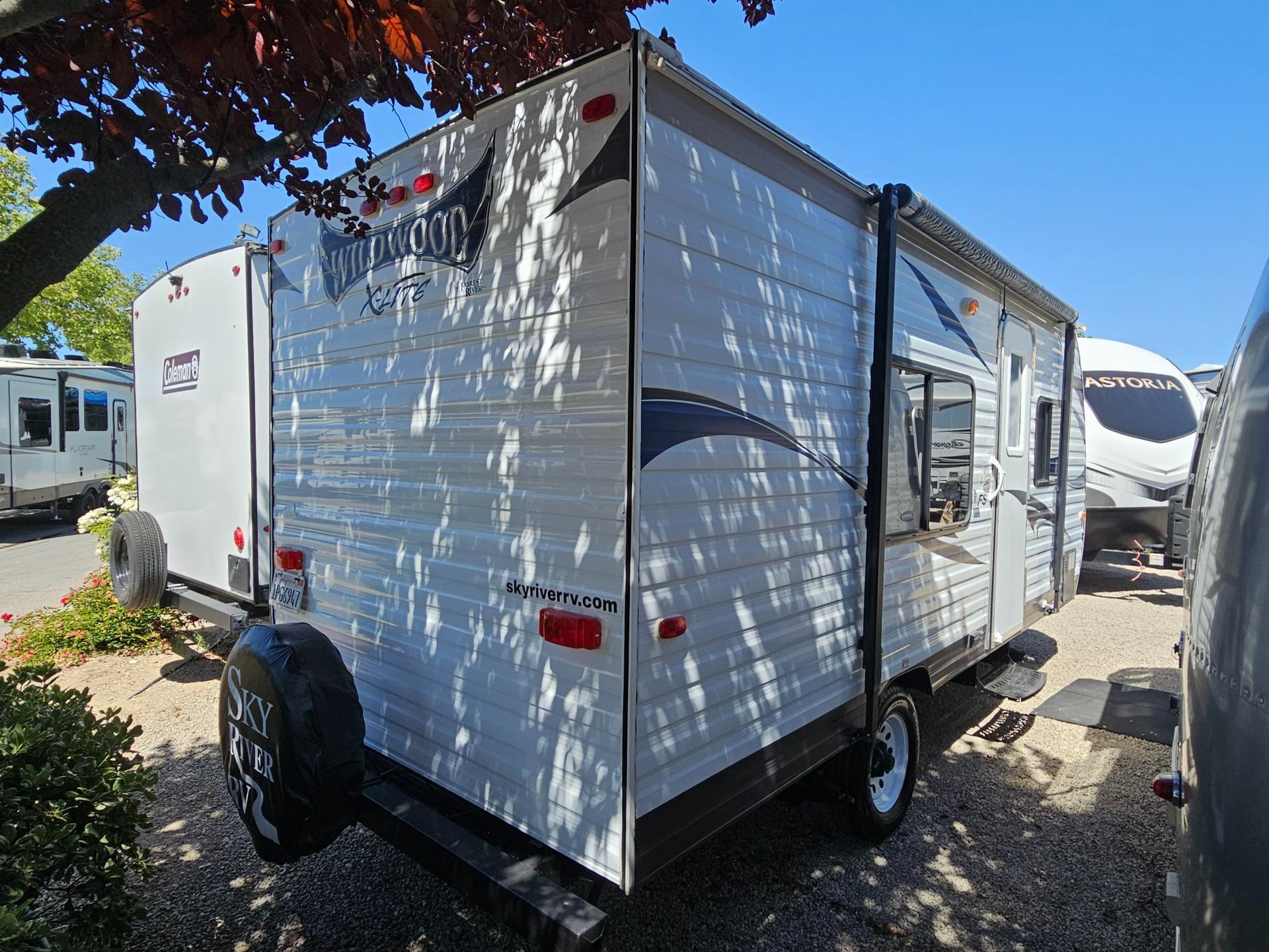 2016 Forest River RV 2016 Forest River RV Wildwood X-Lite - thumbnail 2