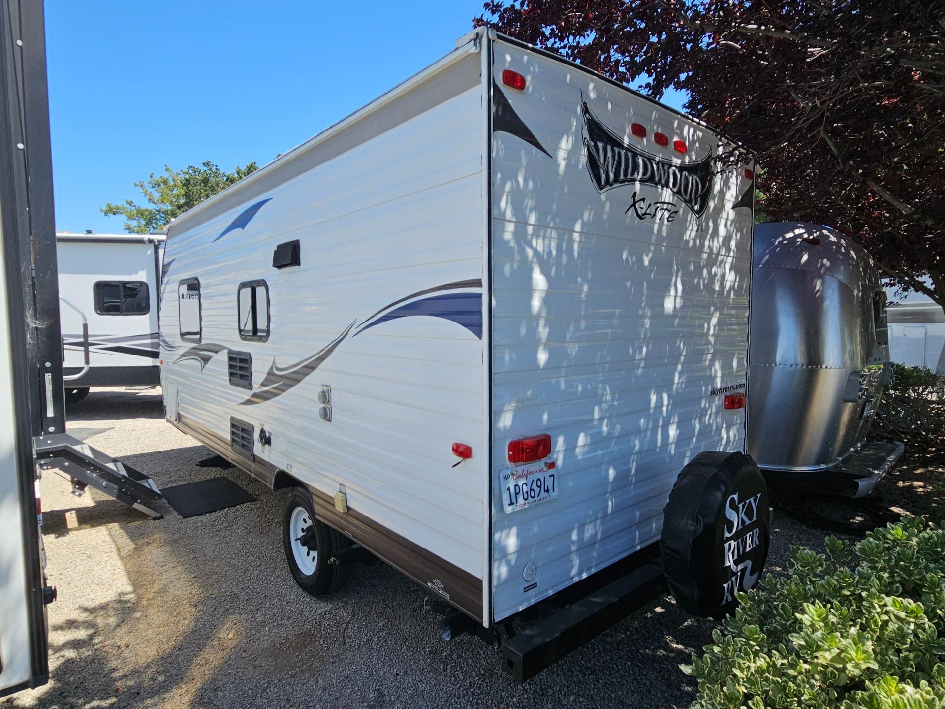 2016 Forest River RV 2016 Forest River RV Wildwood X-Lite - thumbnail 3