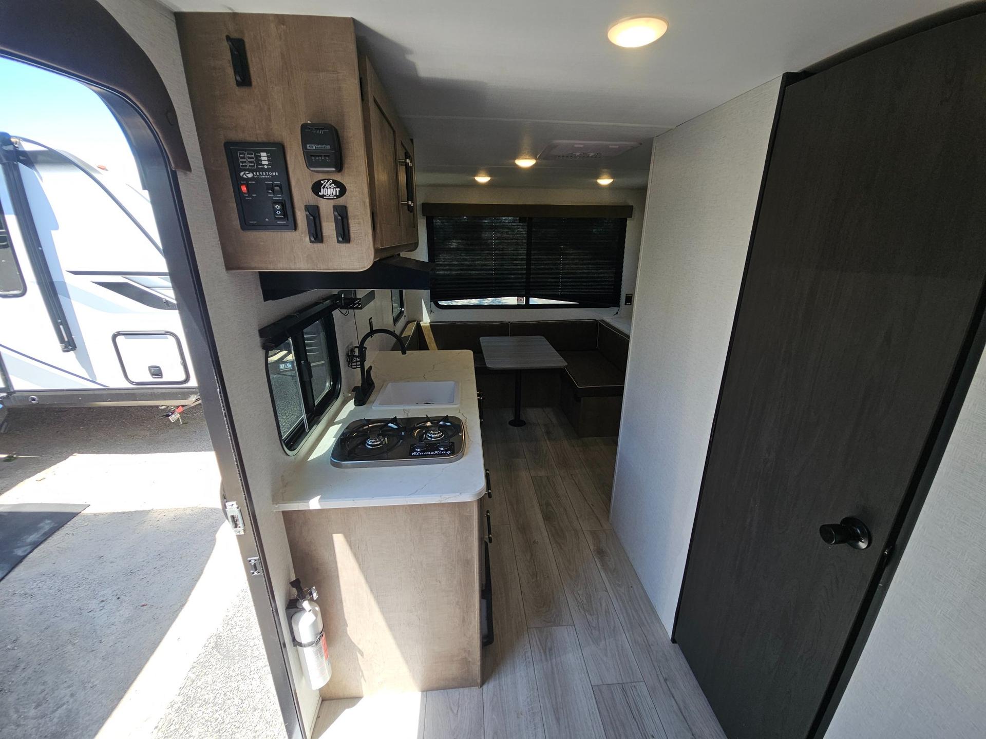 2025 Keystone RV 2025 Keystone RV Springdale - thumbnail 39