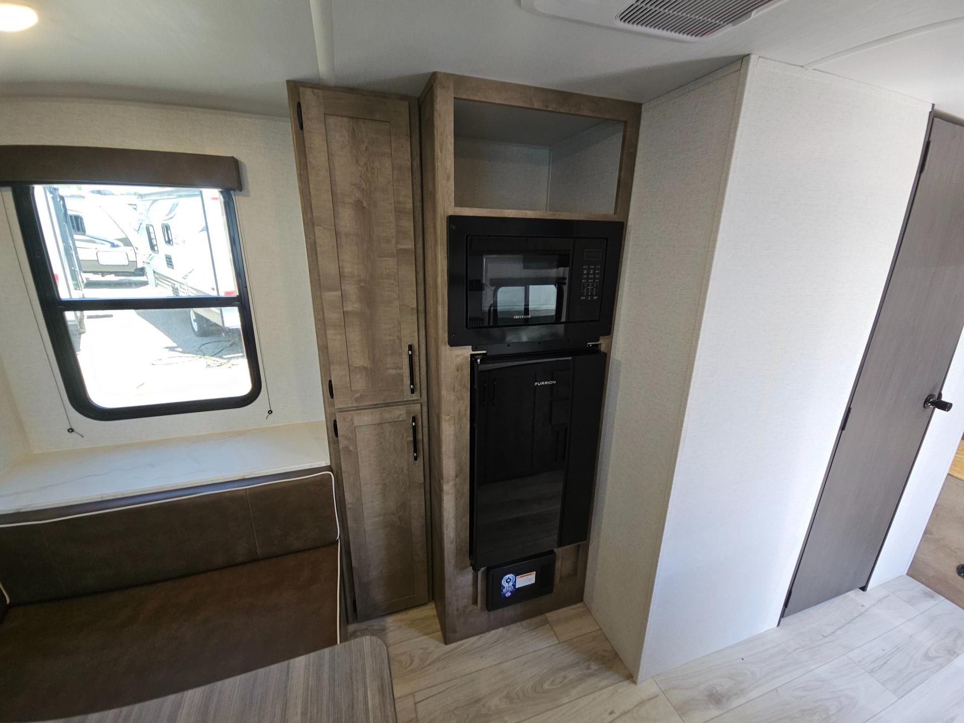 2025 Keystone RV 2025 Keystone RV Springdale - thumbnail 42