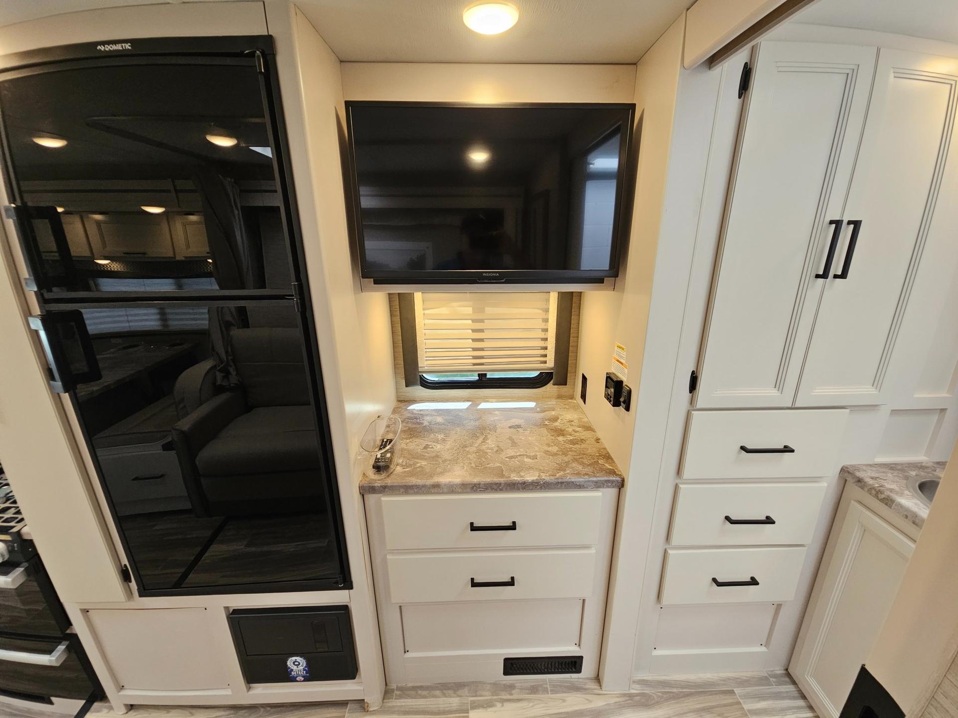 2023 Thor Motor Coach 2023 Thor Motor Coach Four Winds - thumbnail 22