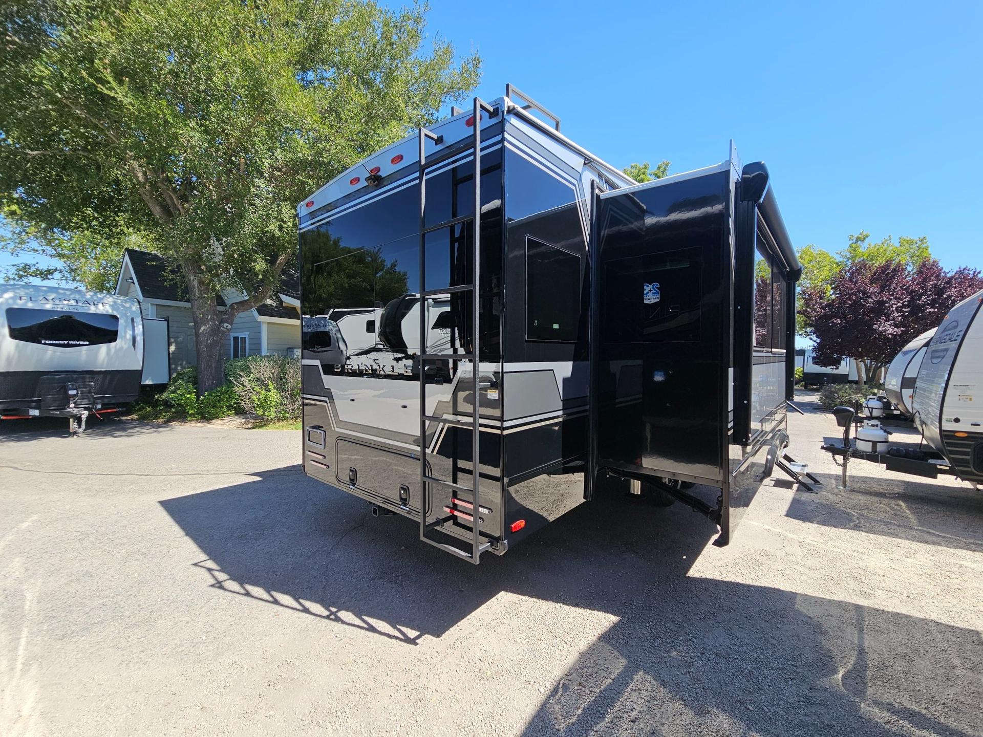 2026 Brinkley RV 2026 Brinkley RV Model Z - thumbnail 3