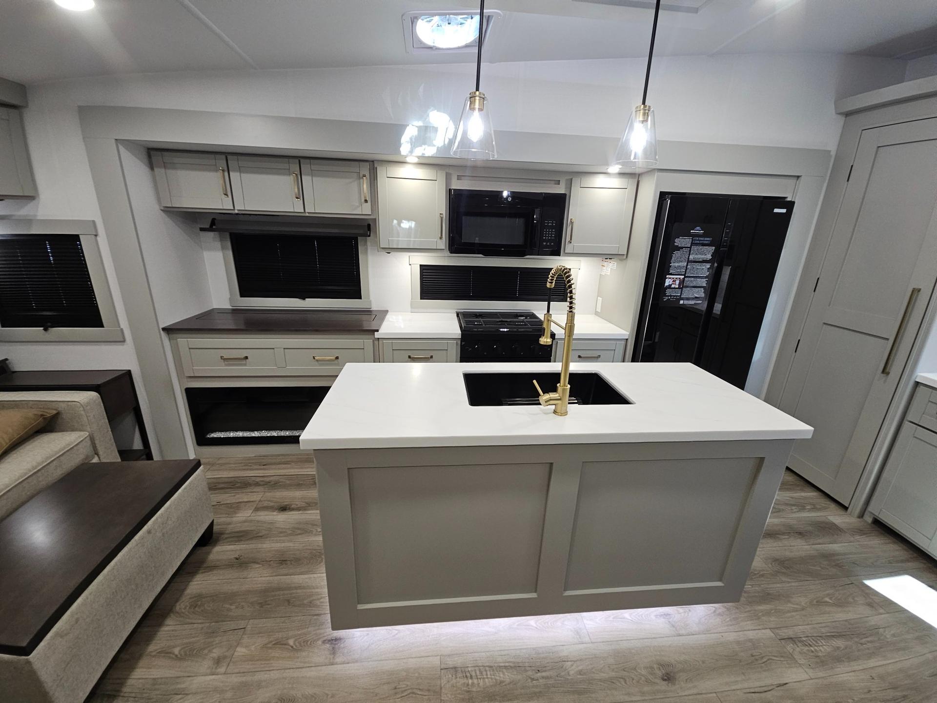 2026 Brinkley RV 2026 Brinkley RV Model Z - thumbnail 18